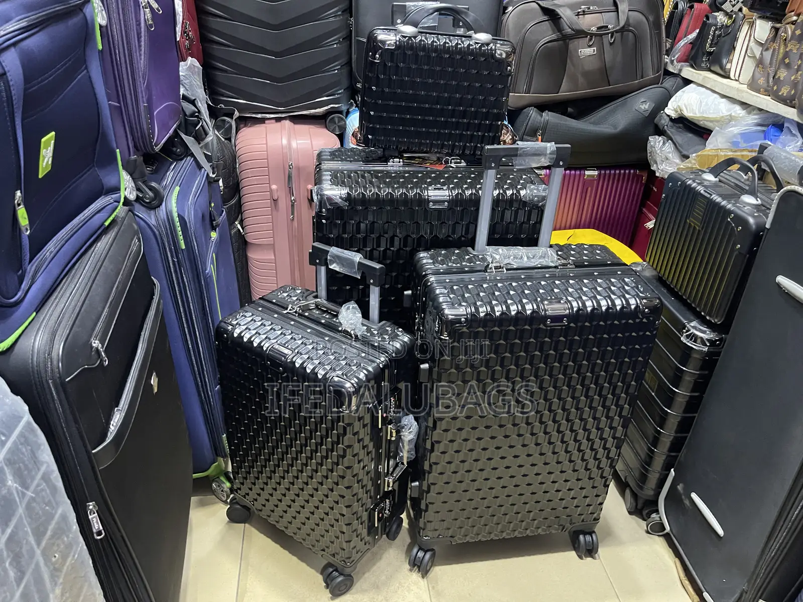 Set of 4 Aluminium Frame Luggage