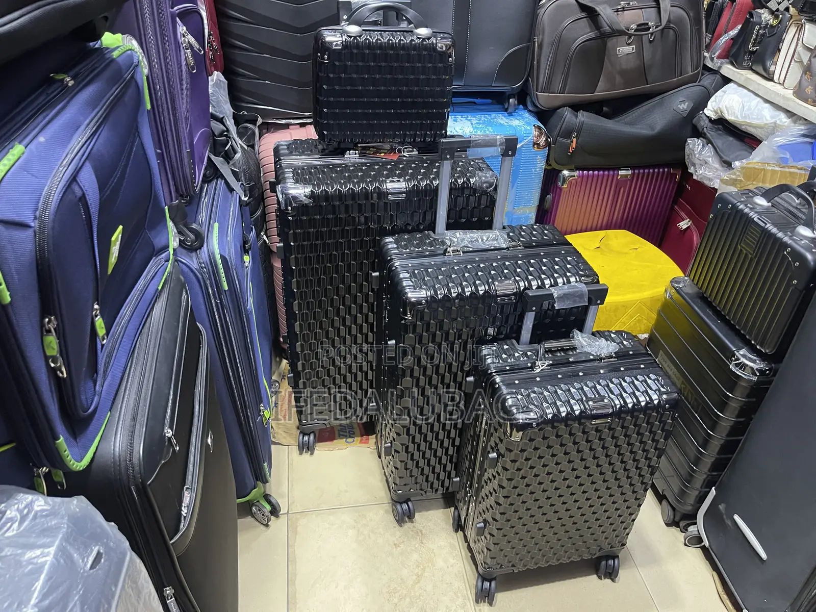Set of 4 Aluminium Frame Luggage