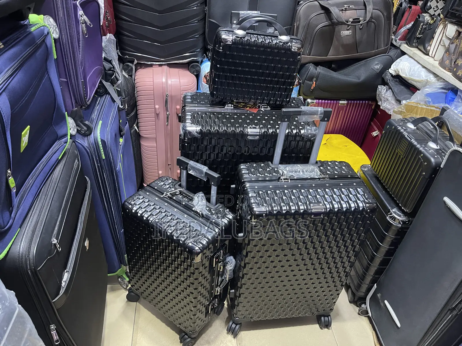Set of 4 Aluminium Frame Luggage