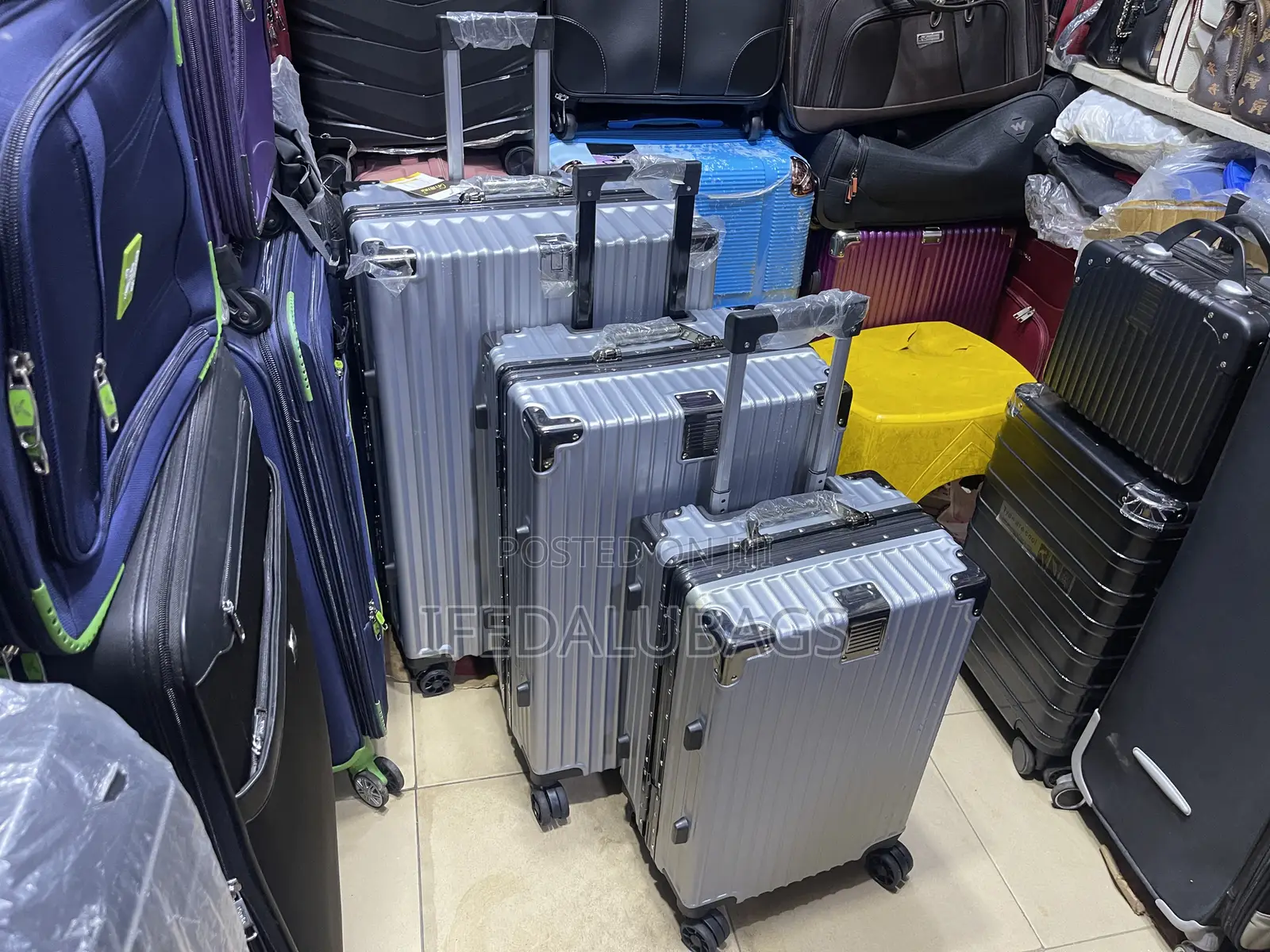 Silver Aluminum Frame Travel Luggage