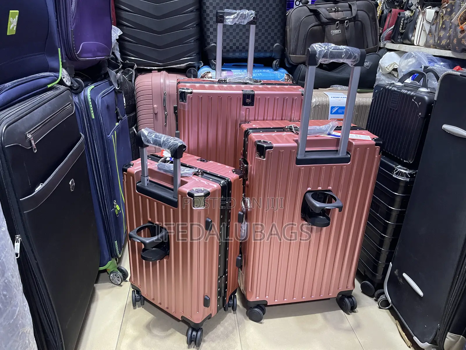 Quality Pink Aluminum Travel Luggage