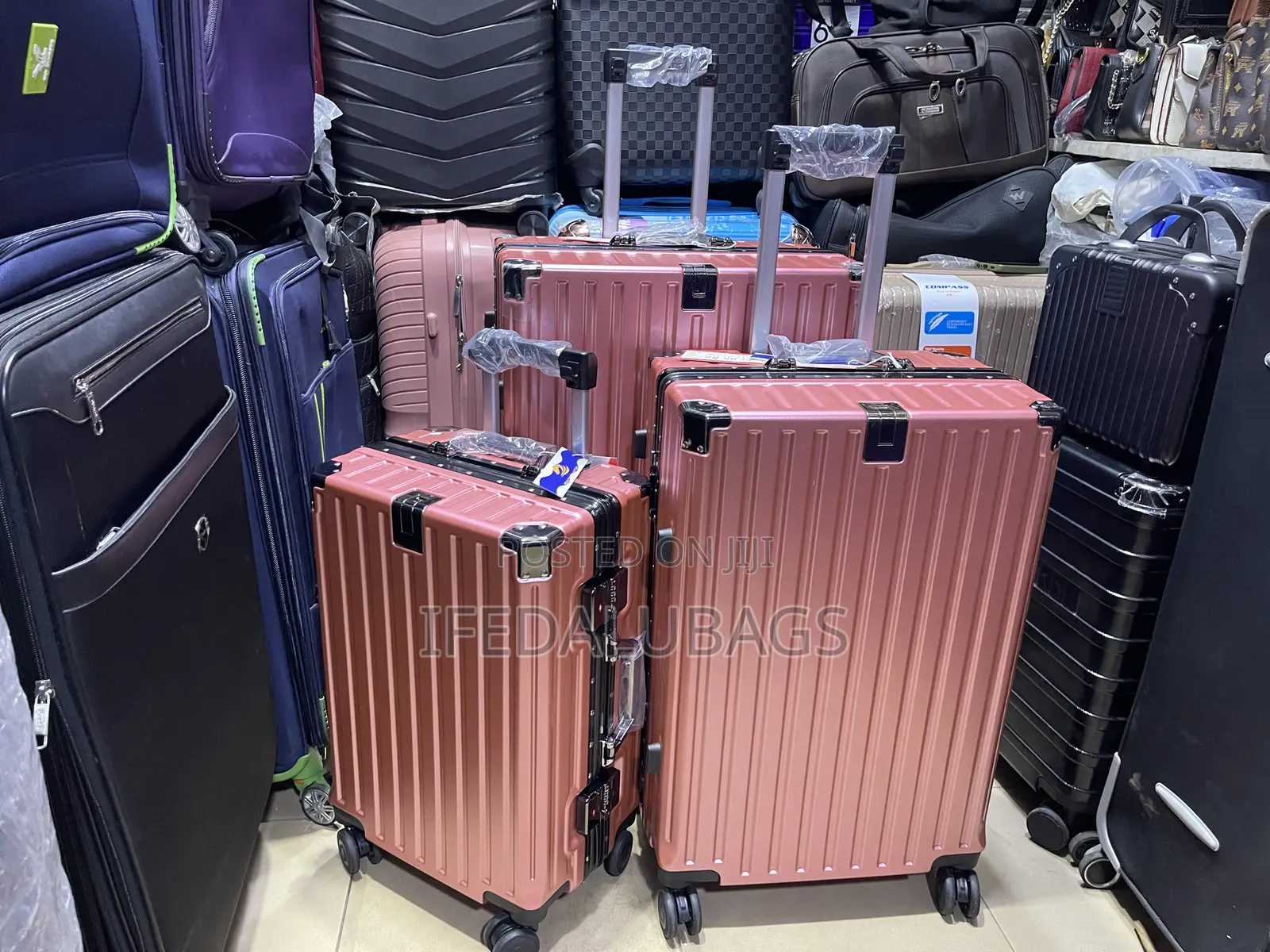 Quality Pink Aluminum Travel Luggage