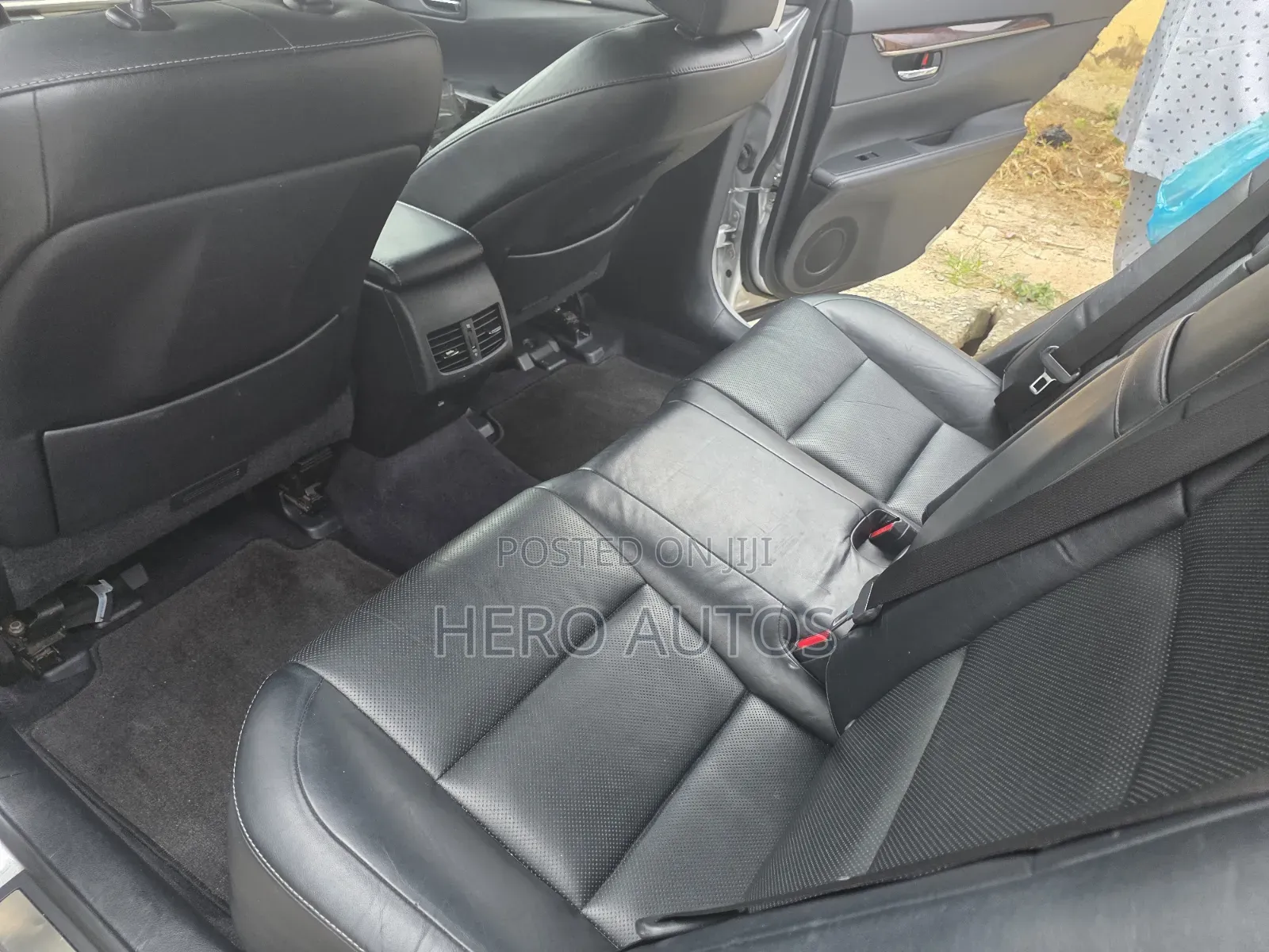 Lexus ES 350 FWD 2013 Silver
