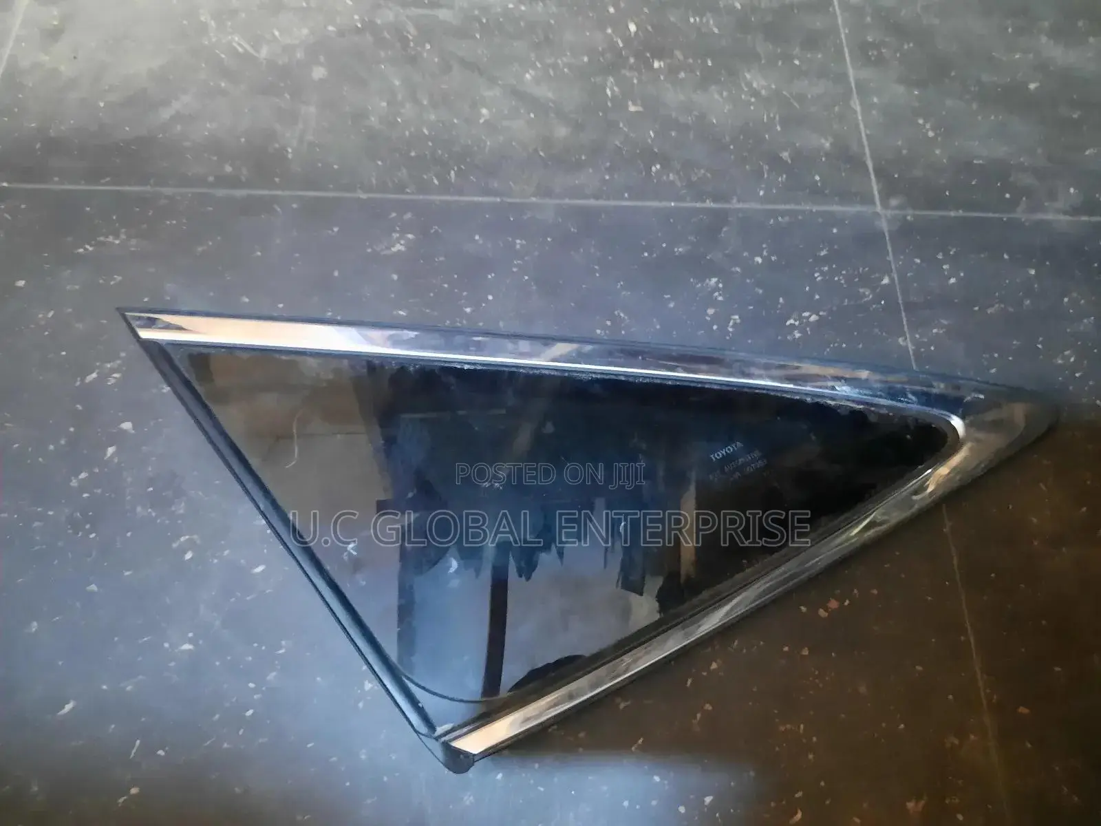 Toyota Venza 2021 Vent Glass Available