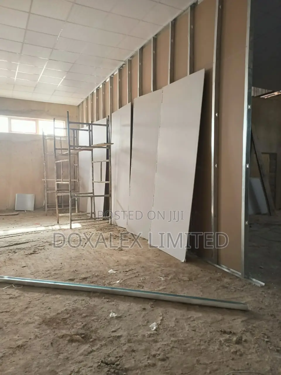 Fibre Cement Board and Plasterboard Wall Partitions