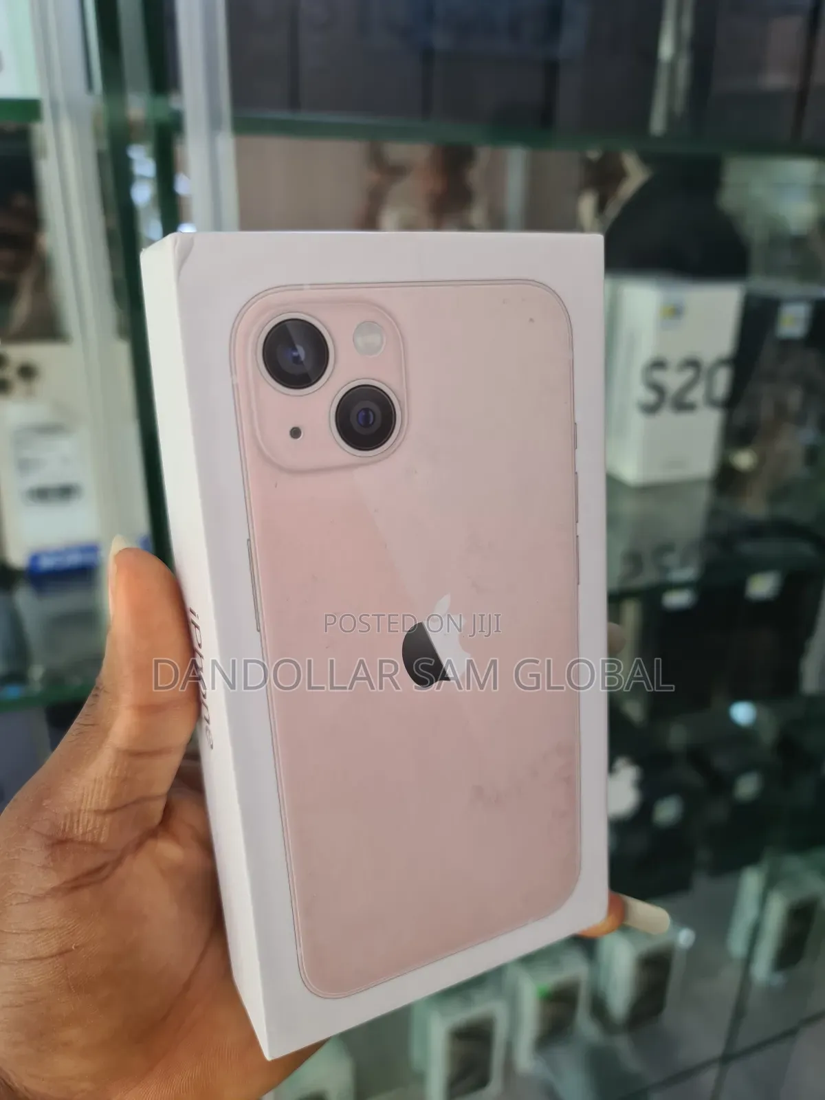 New Apple iPhone 13 128 GB Pink