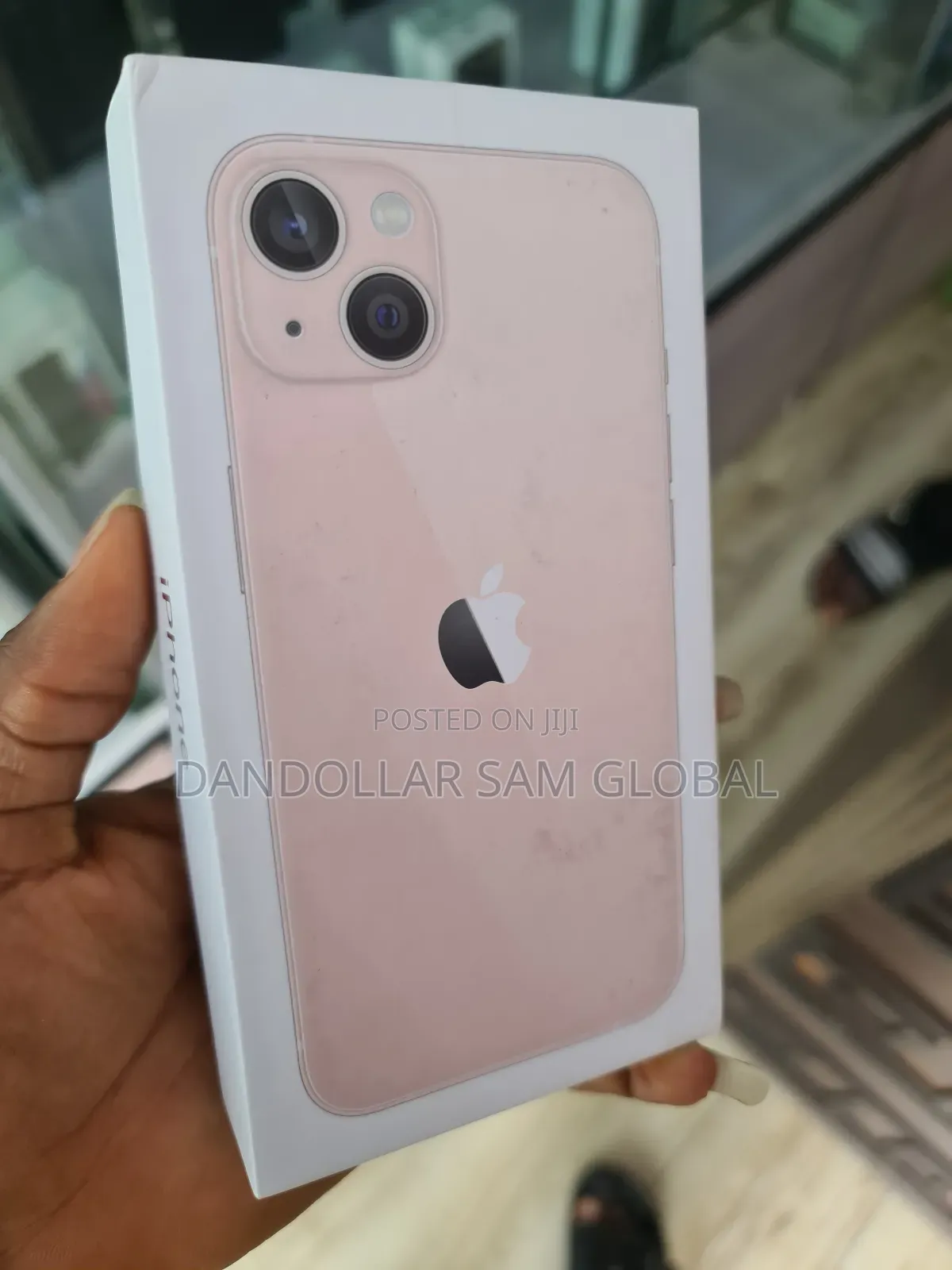 New Apple iPhone 13 128 GB Pink