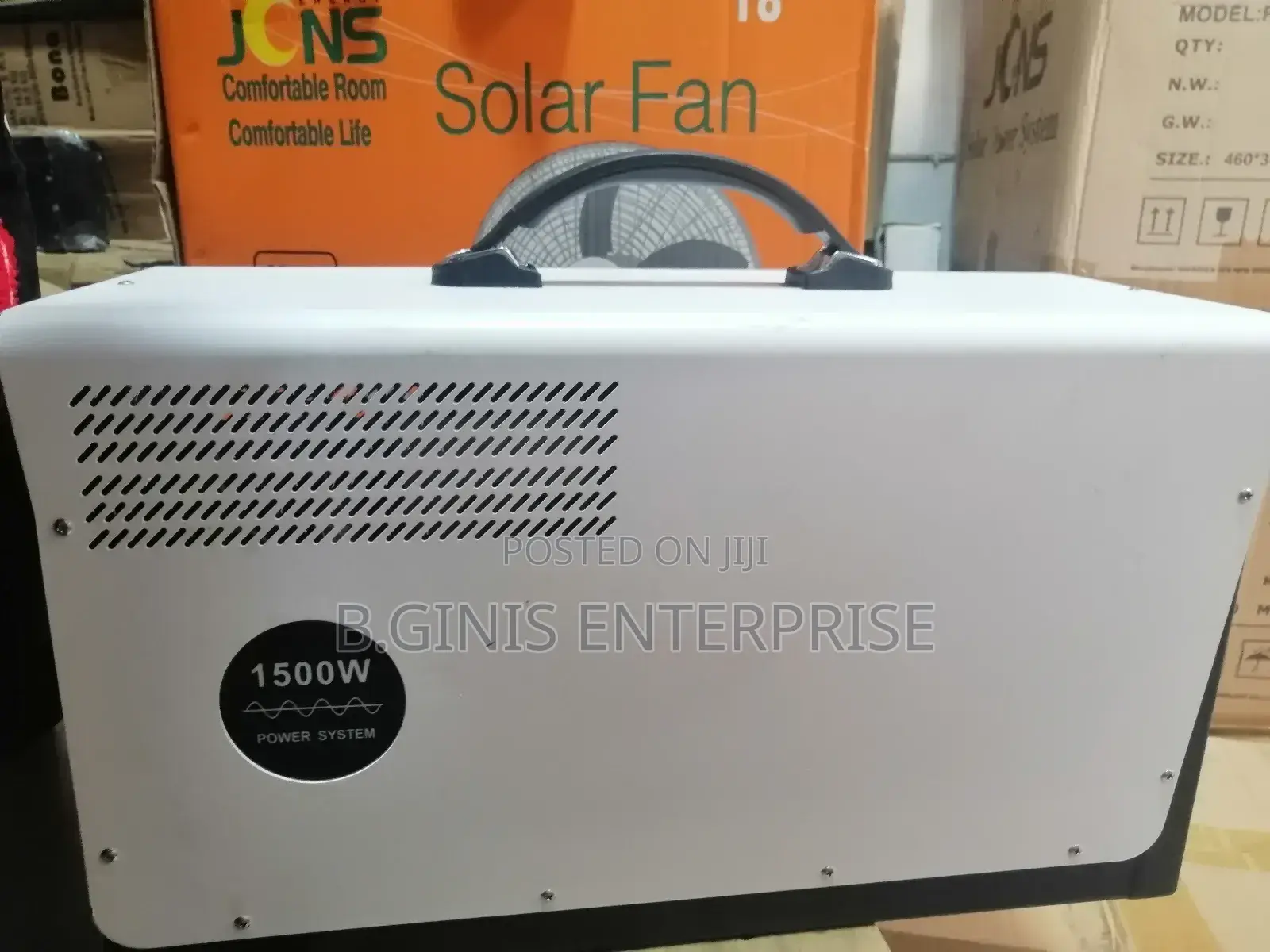 1500w Solar Generator With 300w Panel