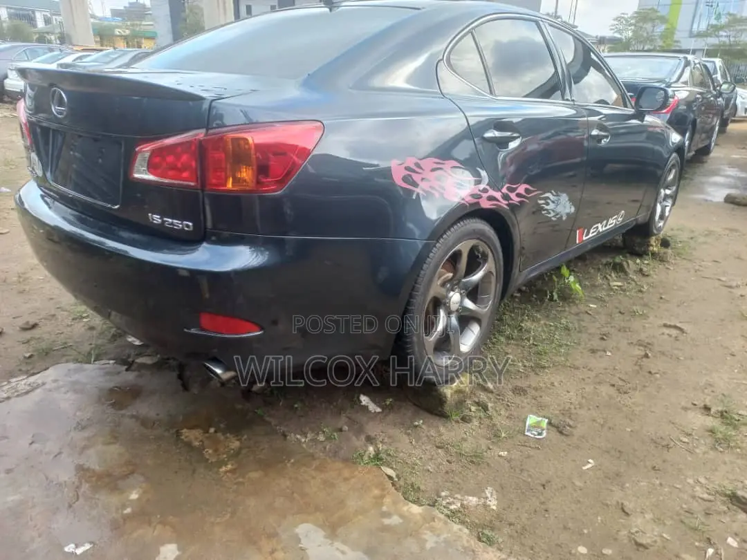 Lexus IS 250 2009 Gray