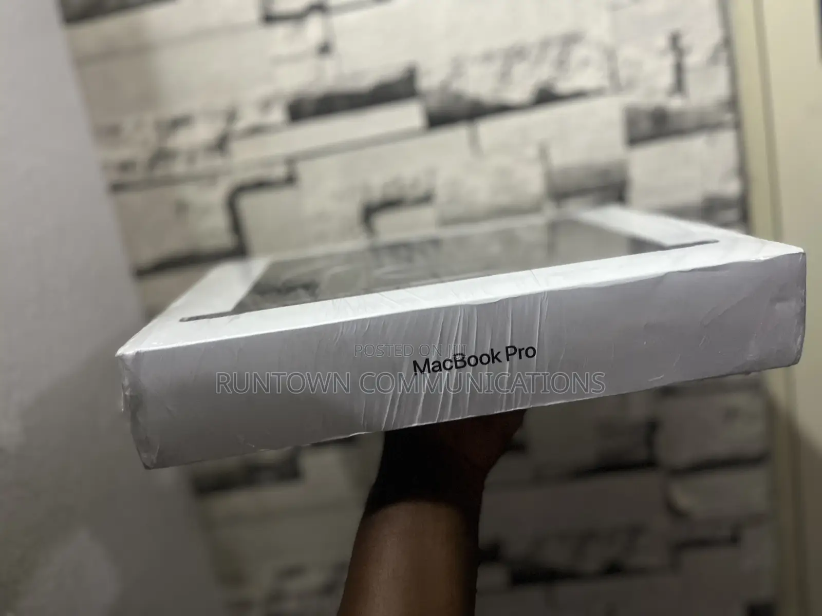 New Apple MacBook Pro 2024 M4 Max 14-Inch 36GB Apple M4 Max SSD 1T