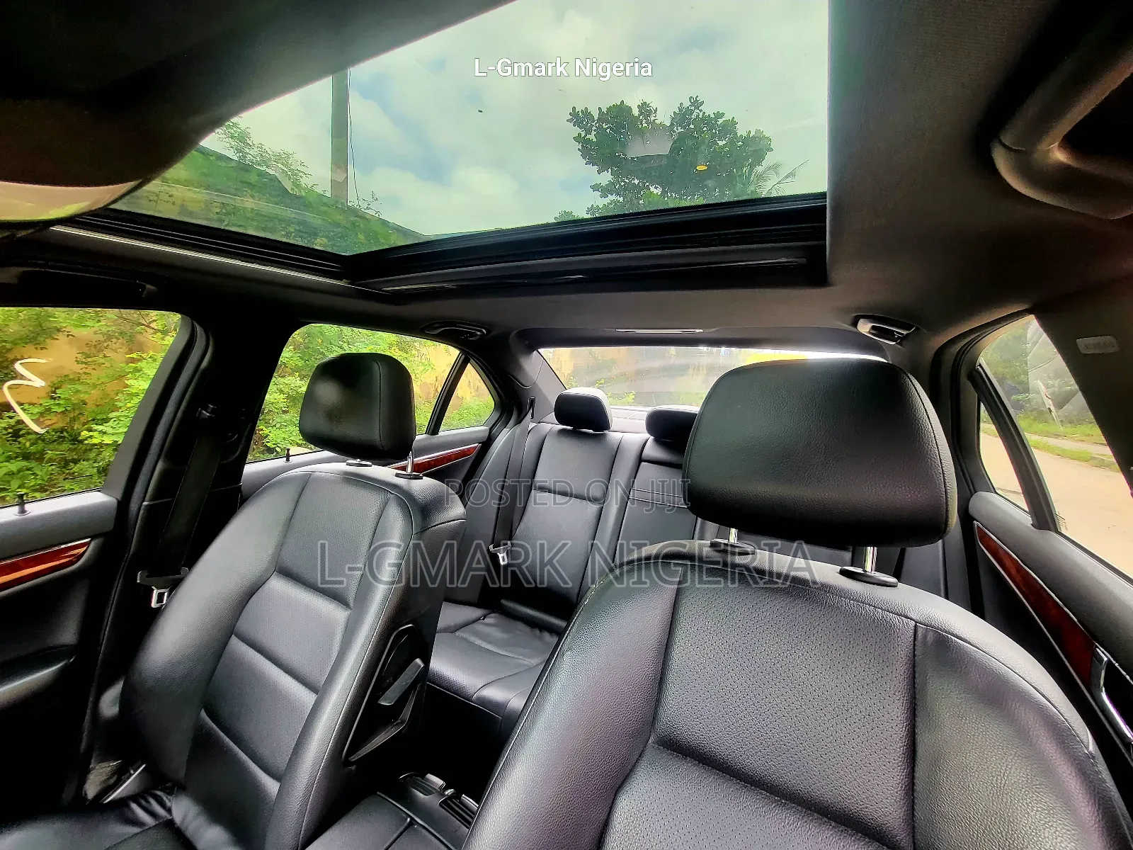 Mercedes-Benz C300 Luxury 4Matic Sedan AWD (3.0L 6cyl 7A) 2012 Gray