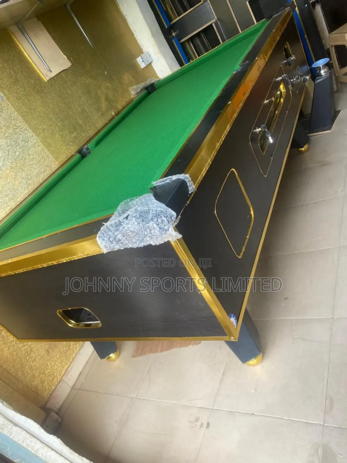 Marble Coin Snooker