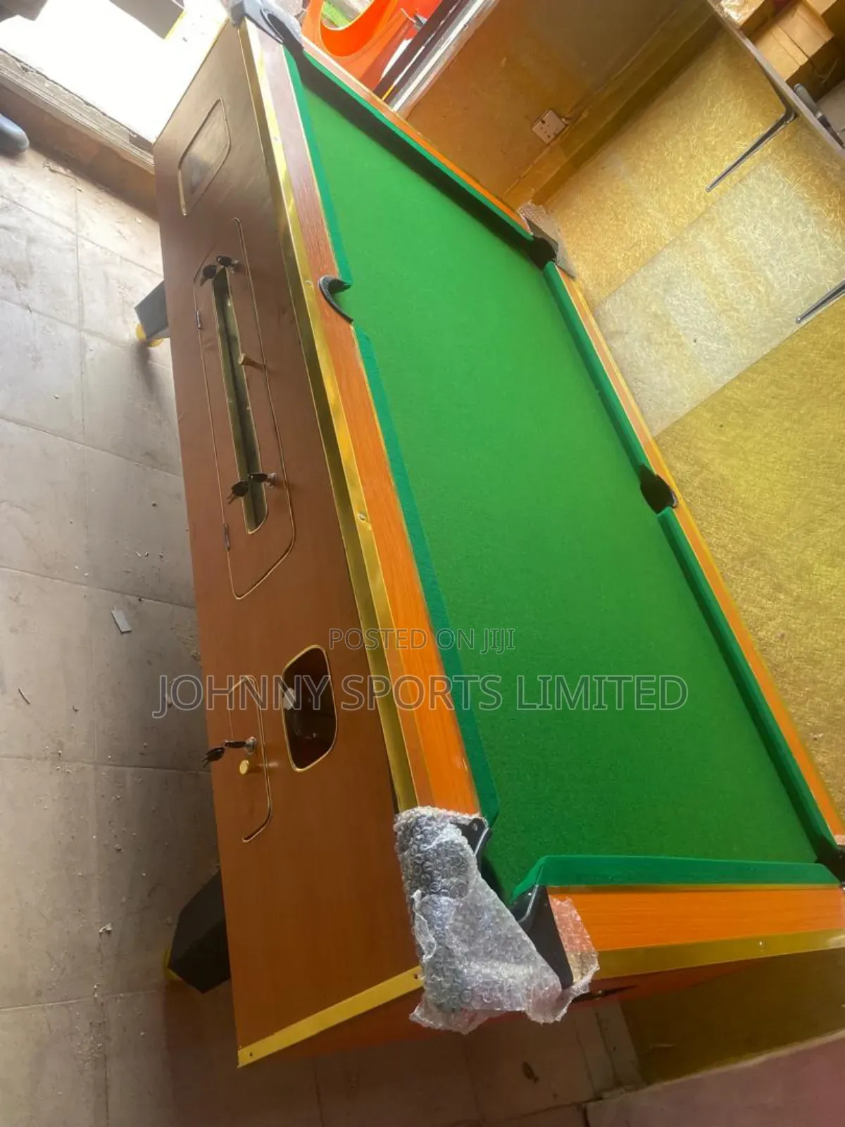Marble Coin Snooker