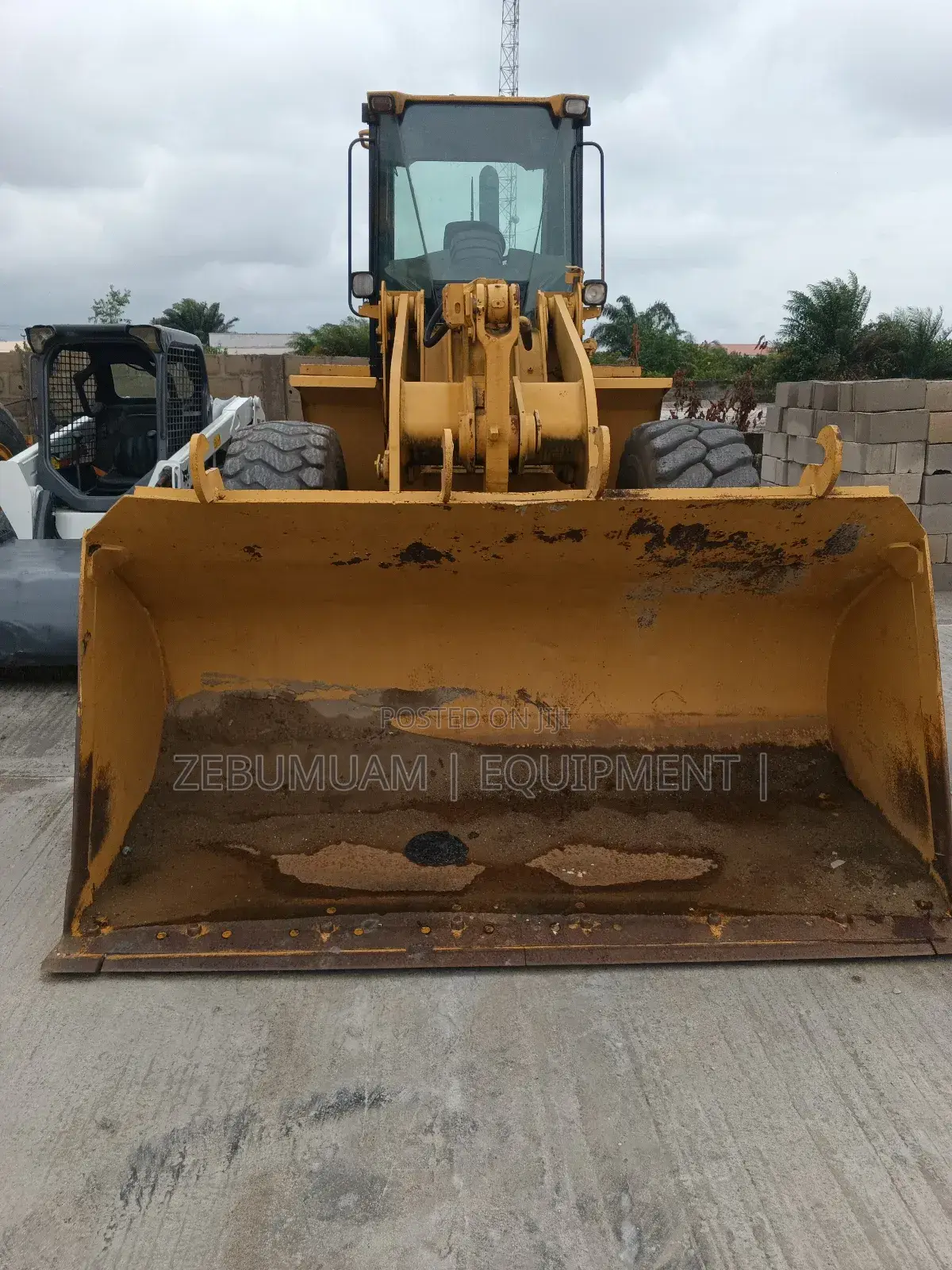 Wheel Loader 938 G for Sale. Price 117million Naira Only.