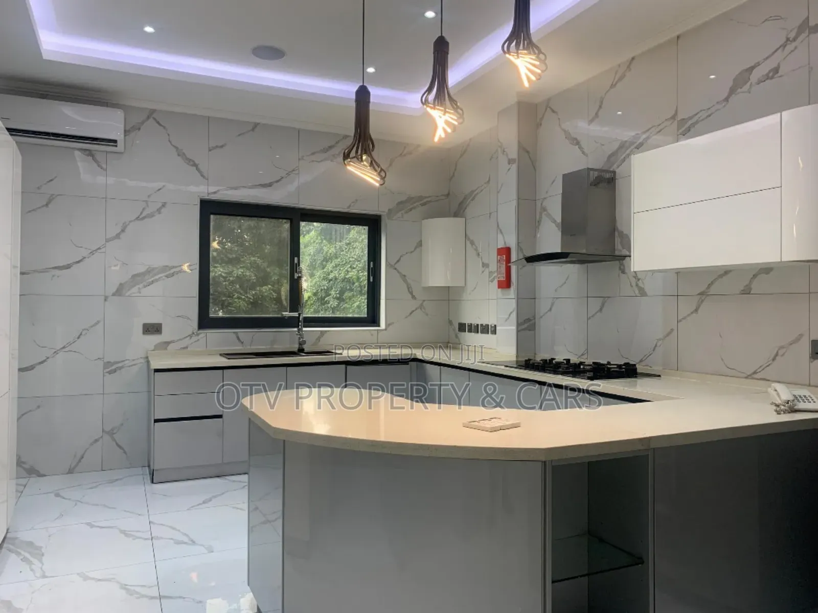 Furnished 5bdrm Maisonette in Ikoyi for rent