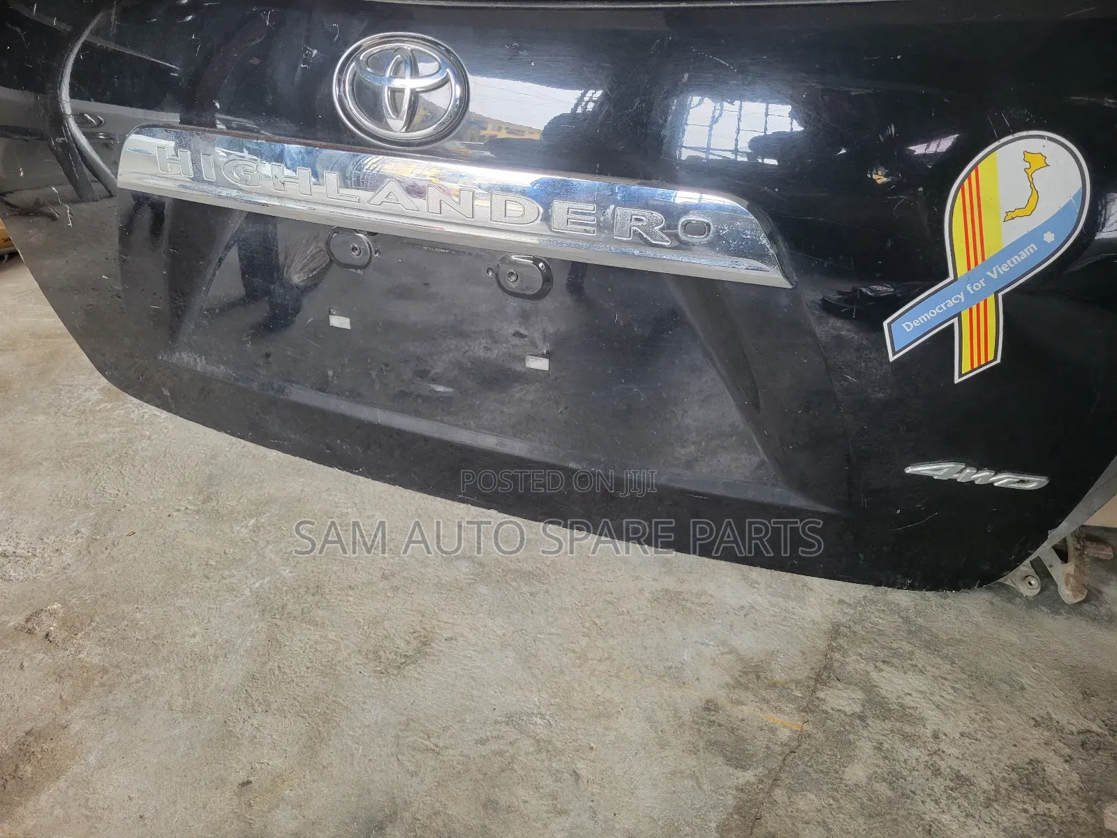 Toyota Highlander 2012 Model Complete Booth Neat One