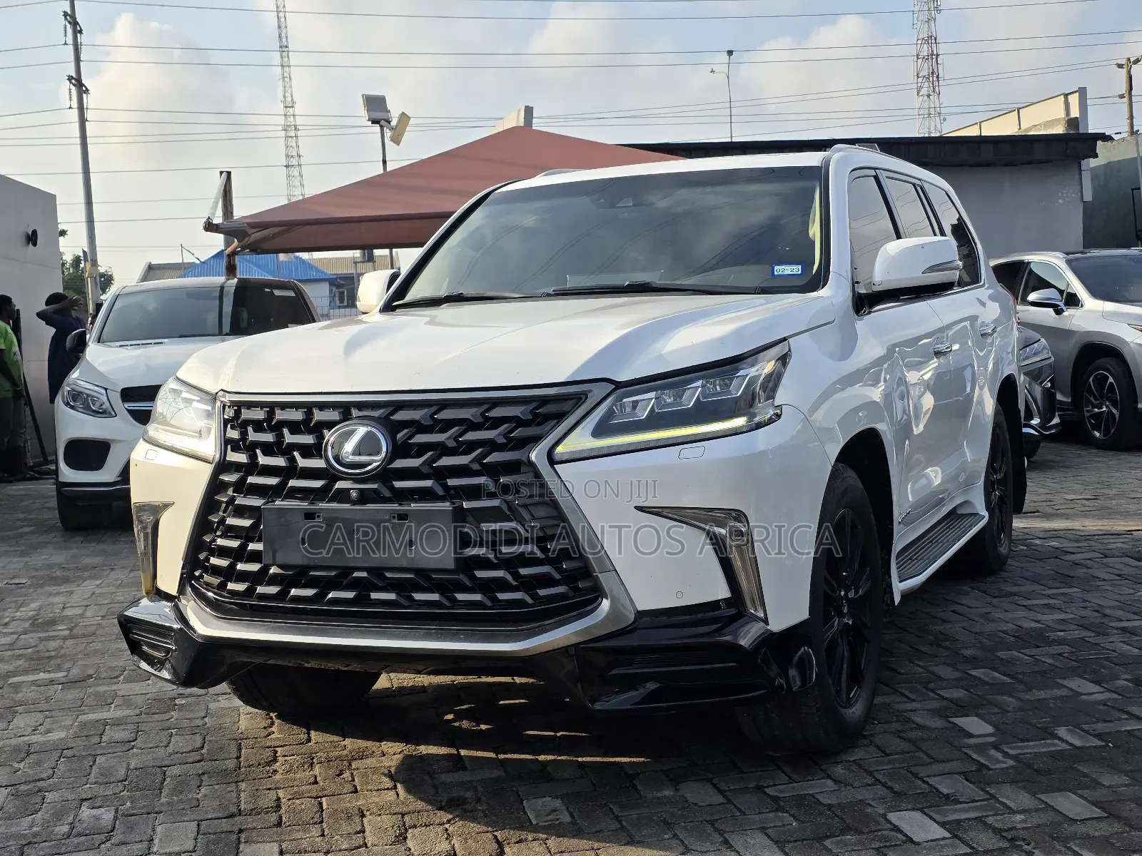 Lexus LX 2016 White