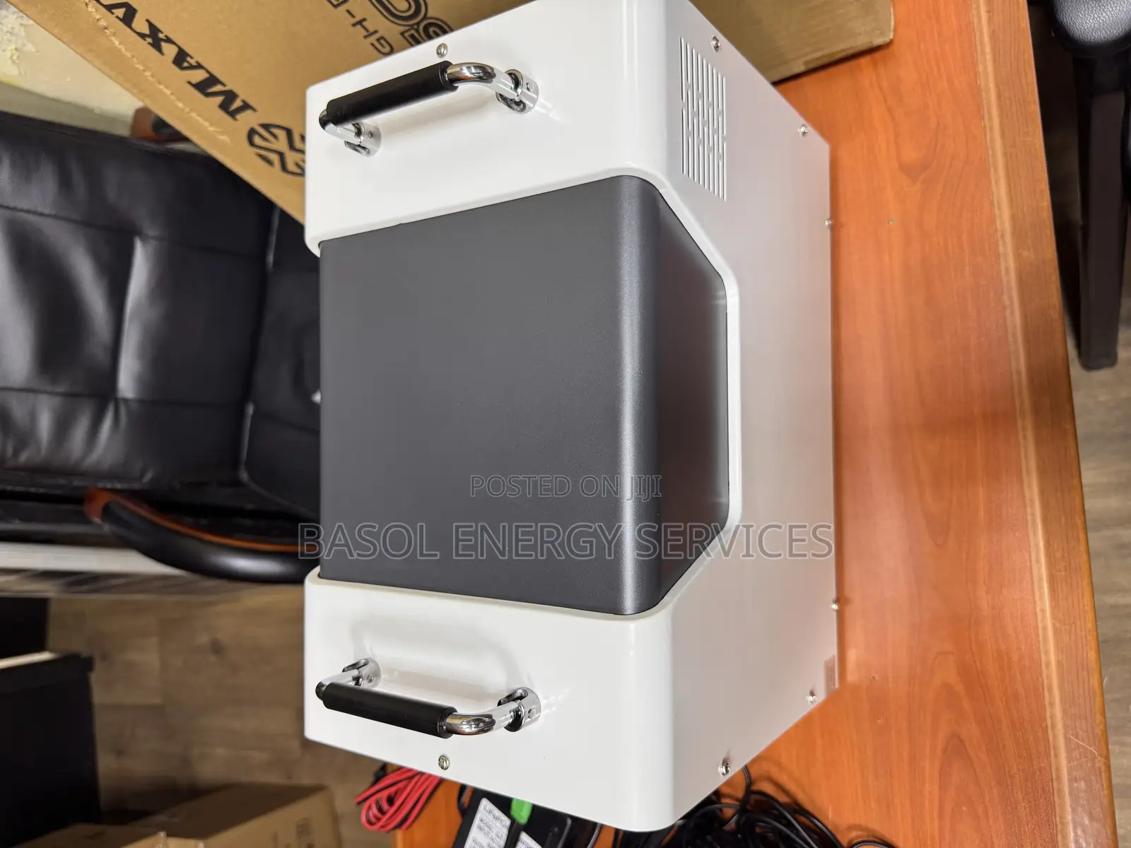 1000w Solar Generator  With 1.28kwh Lithium