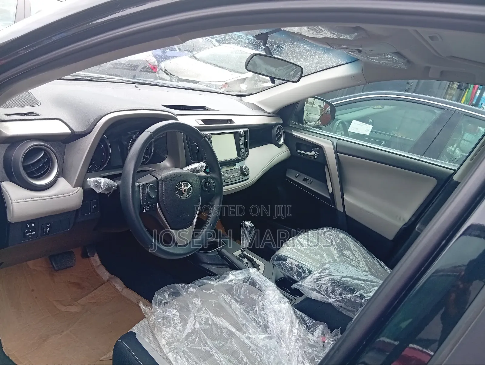 Toyota RAV4 XLE AWD (2.5L 4cyl 6A) 2017 Black