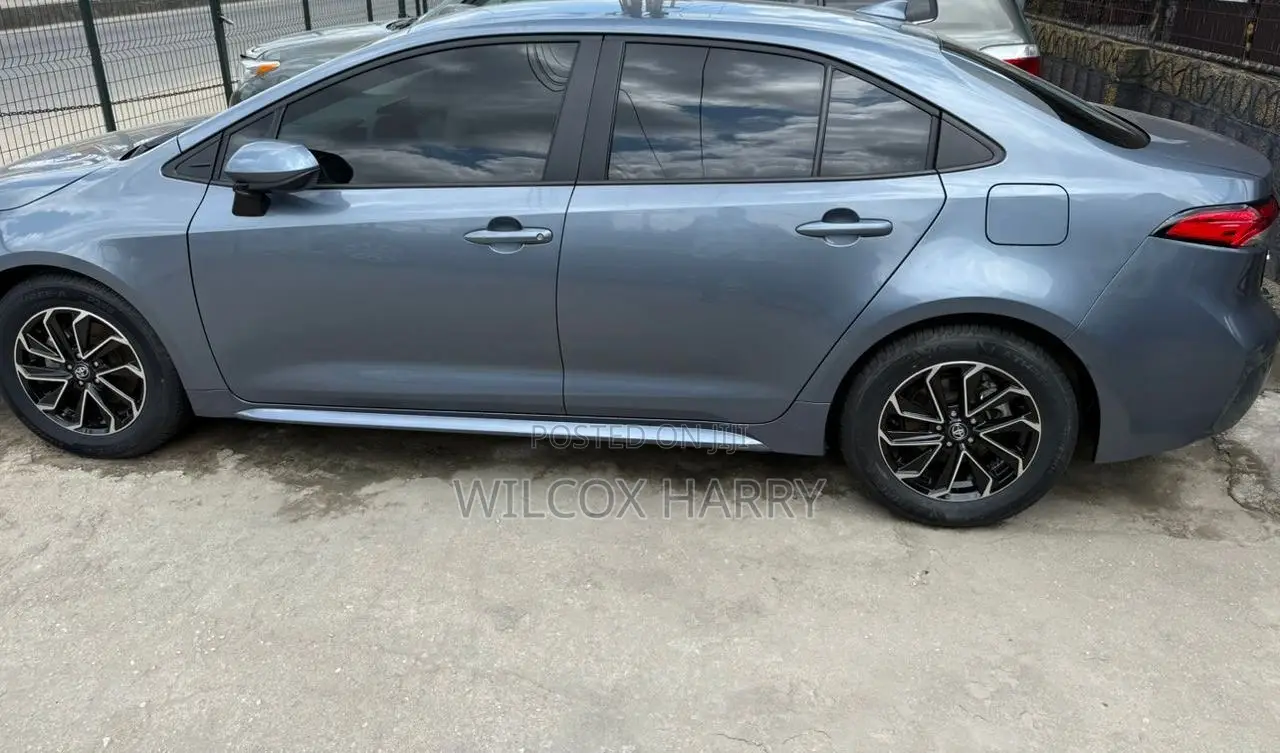 Toyota Corolla LE CVT 2024 Blue