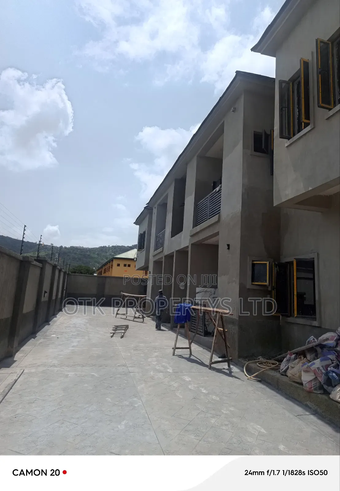 2bdrm Block of Flats in Fo1, Kubwa for rent