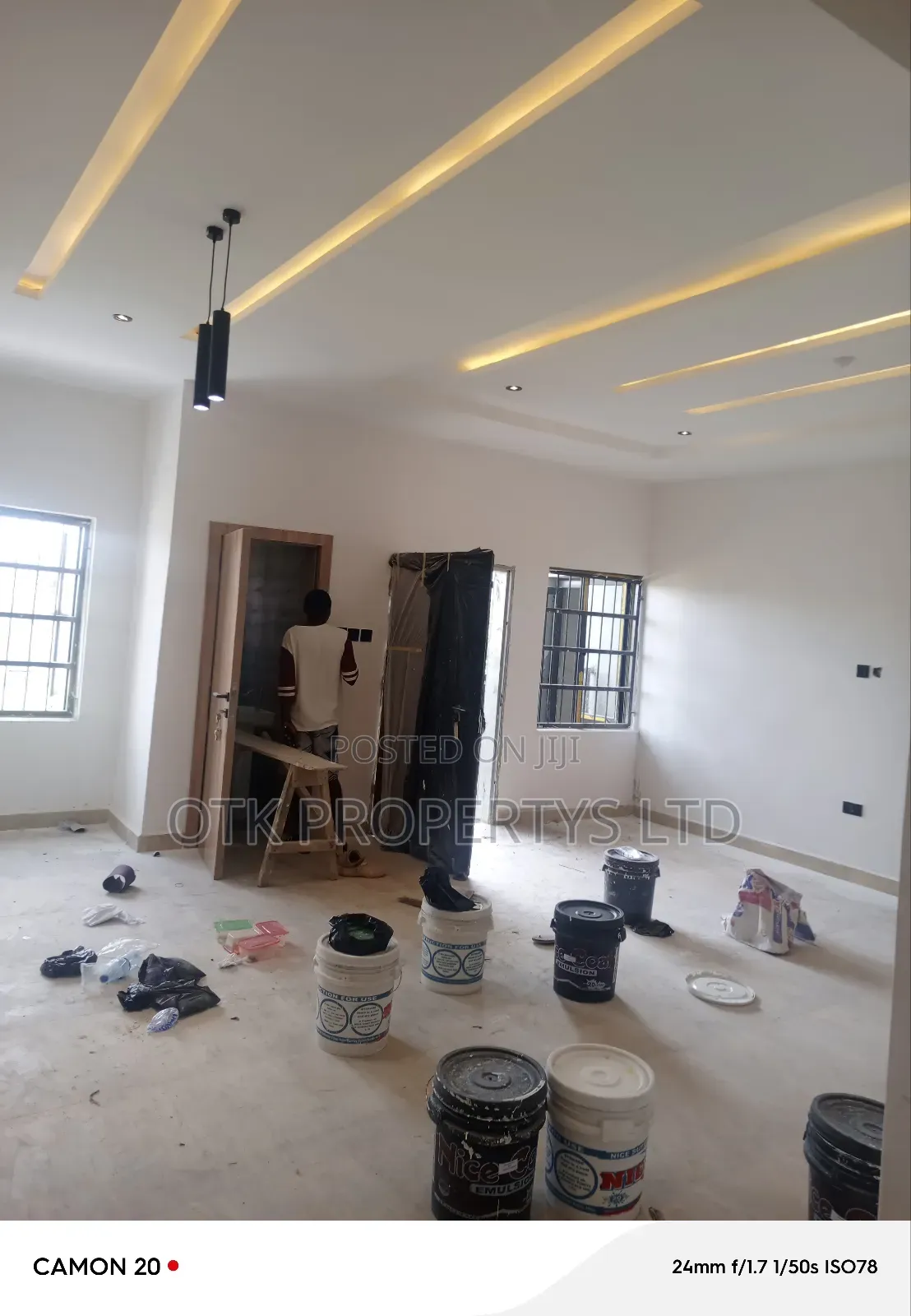 3bdrm Block of Flats in Fo1, Kubwa for rent