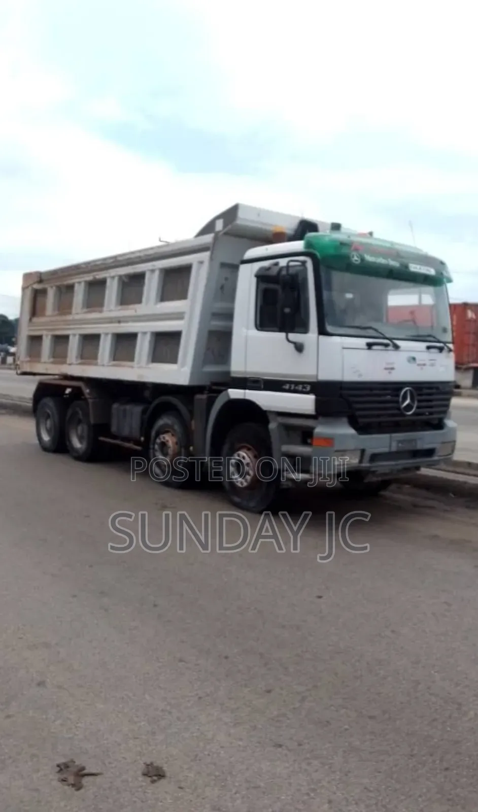Foreign Used 41tons Actros 4143 Mercedes Benz Twelve Tyres Dump Truck