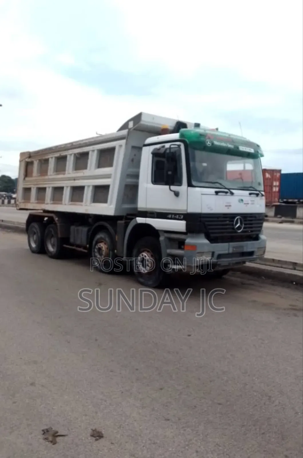 Foreign Used 41tons Actros 4143 Mercedes Benz Twelve Tyres Dump Truck