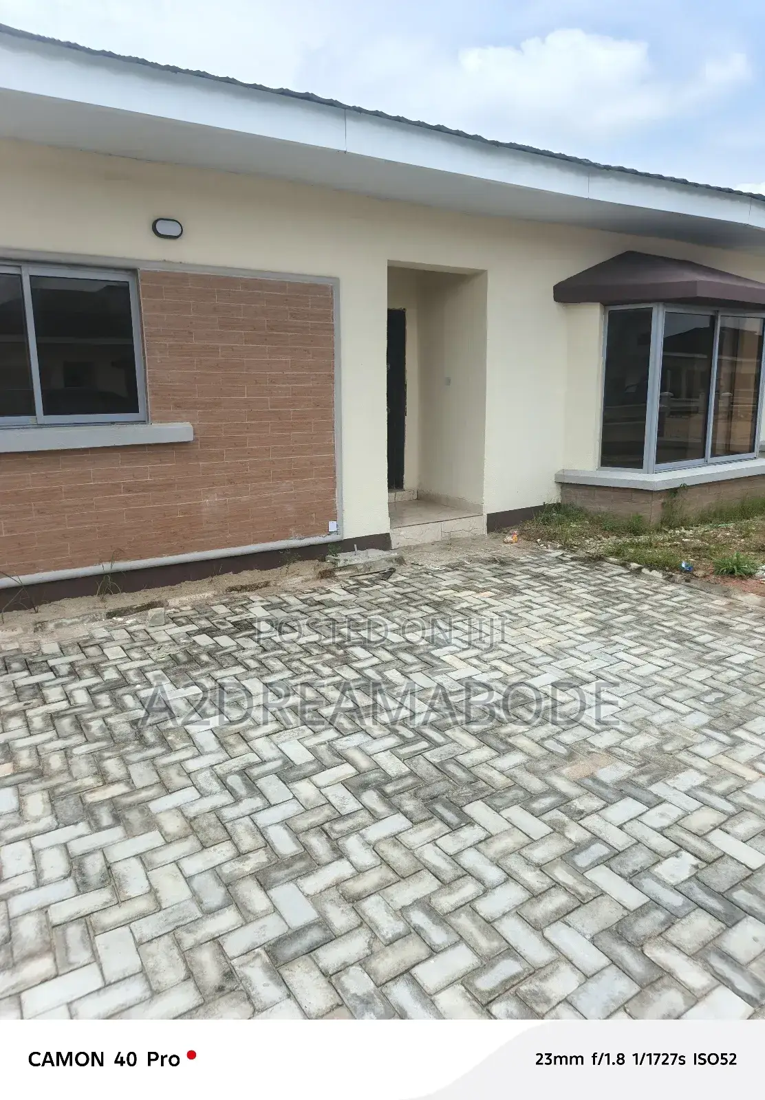 3bdrm Bungalow in T.A Garden, Isheri North for sale
