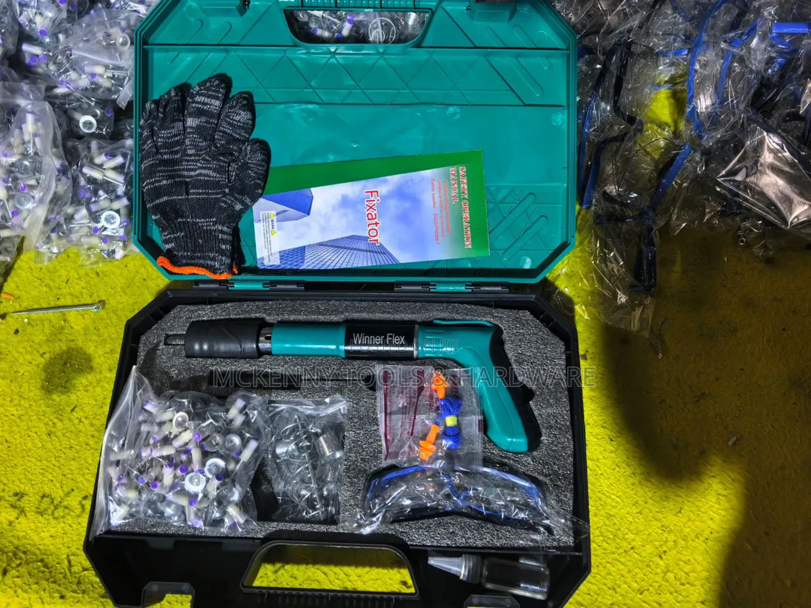 Fixator Winner Flex Mini Nail Gun Kit, Likely Used For Driving Nails