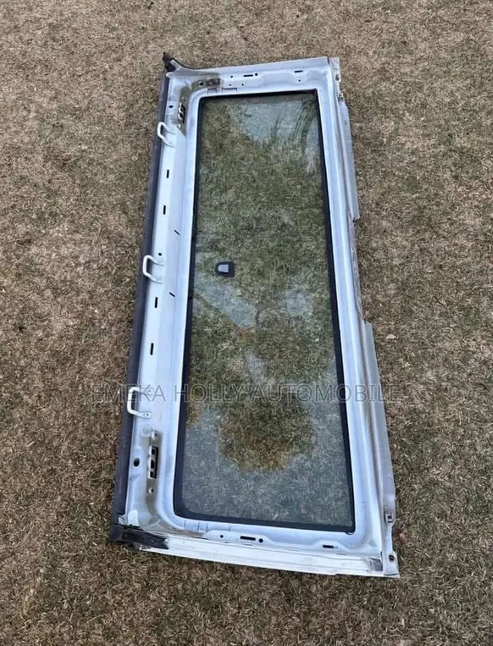 Jeep Wrangler Windscreen and Cover From 2008/2018 Model Jk.