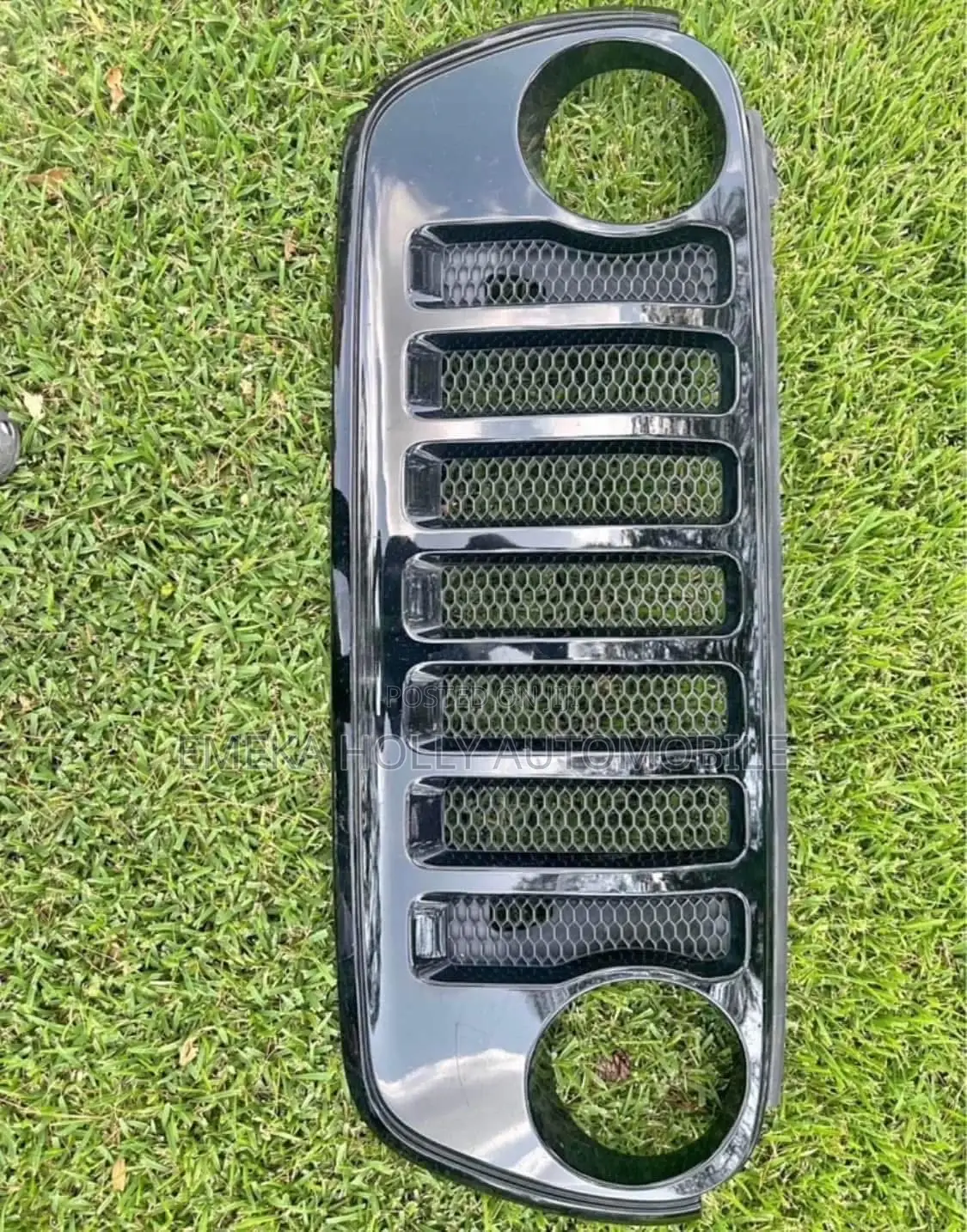 2020/2022 Jeep Wrangler Front Grill Cover.