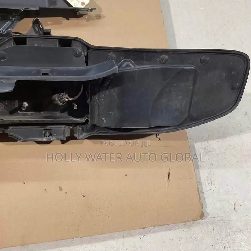 Jeep Gladiator 2019/2025 Front Bumper Brand New.