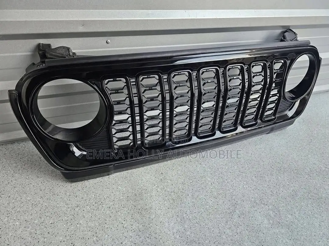 Jeep Wrangler Jl / Gladiator Jt Gloss Black Front Grille Cover.