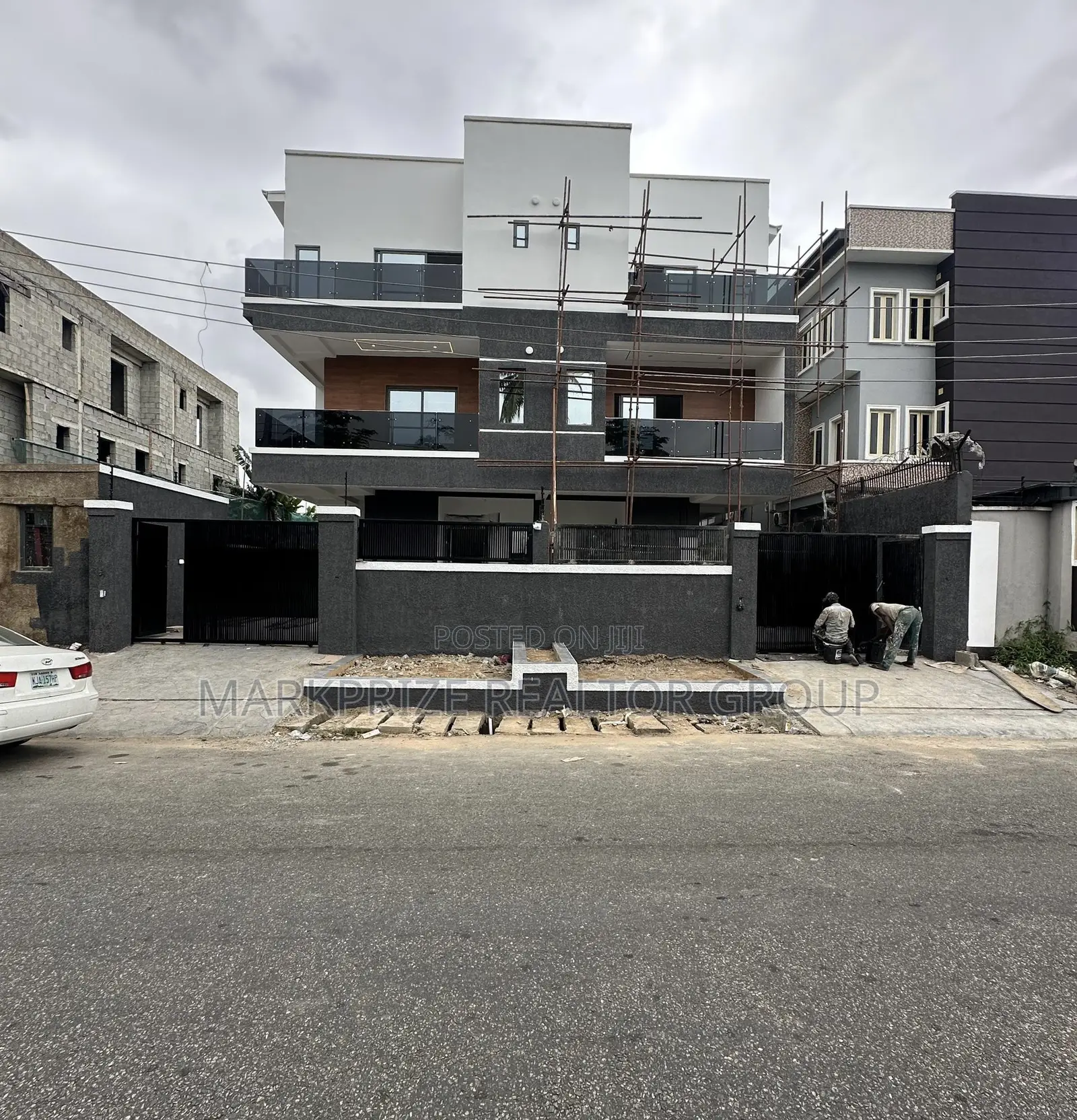4bdrm Duplex in Ogudu Gra Phase 1 for sale