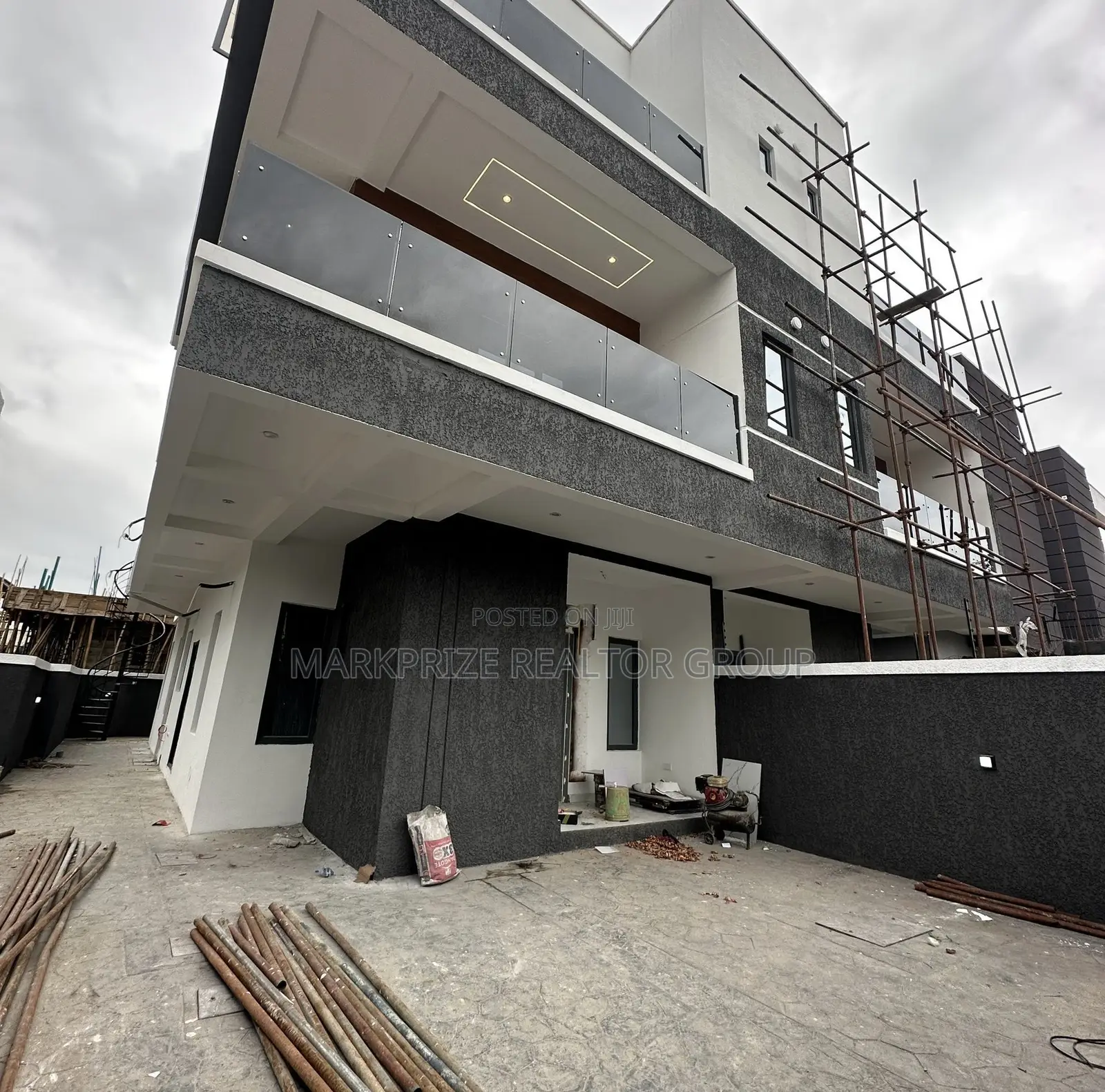 4bdrm Duplex in Ogudu Gra Phase 1 for sale
