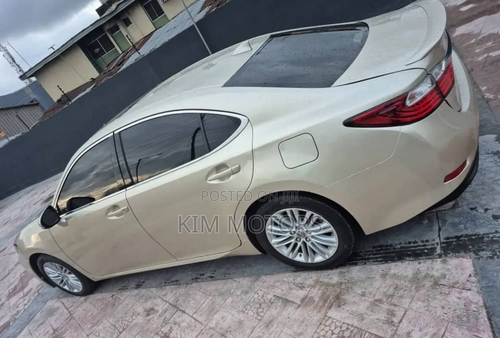 Lexus ES 350 FWD 2015 Gold