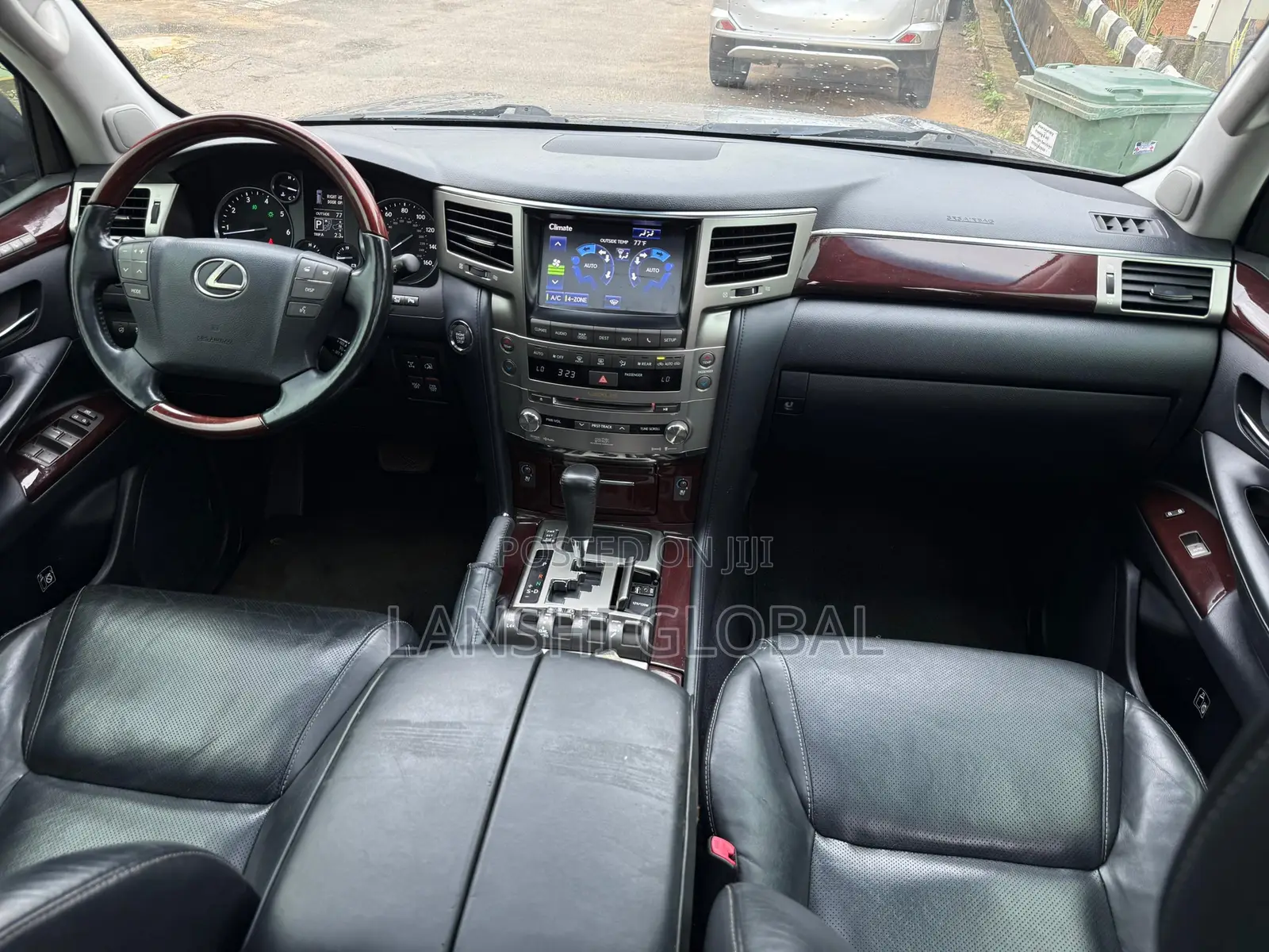 Lexus LX 570 AWD 2013 Gray