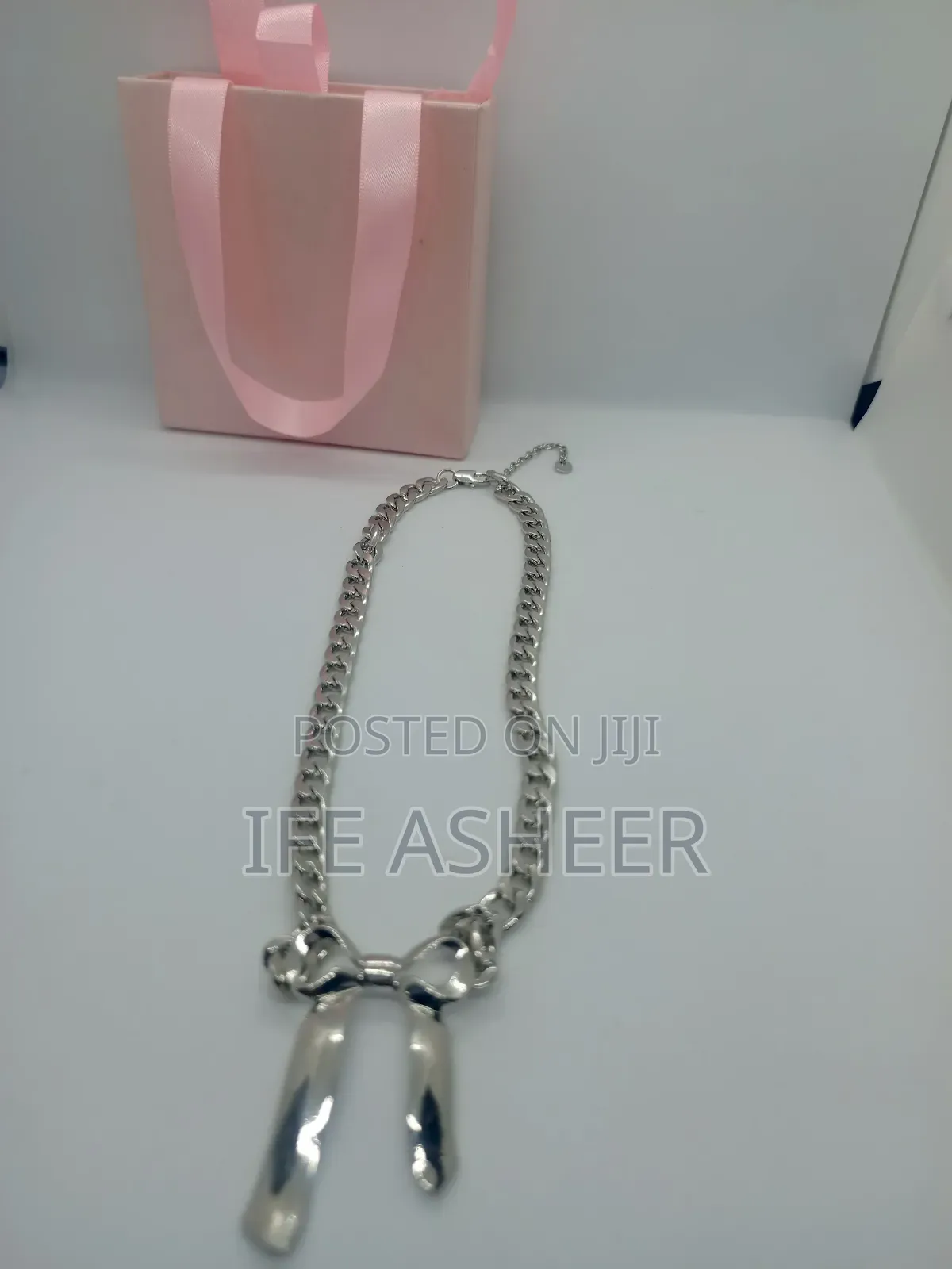 Luxury Silver Neck Chain