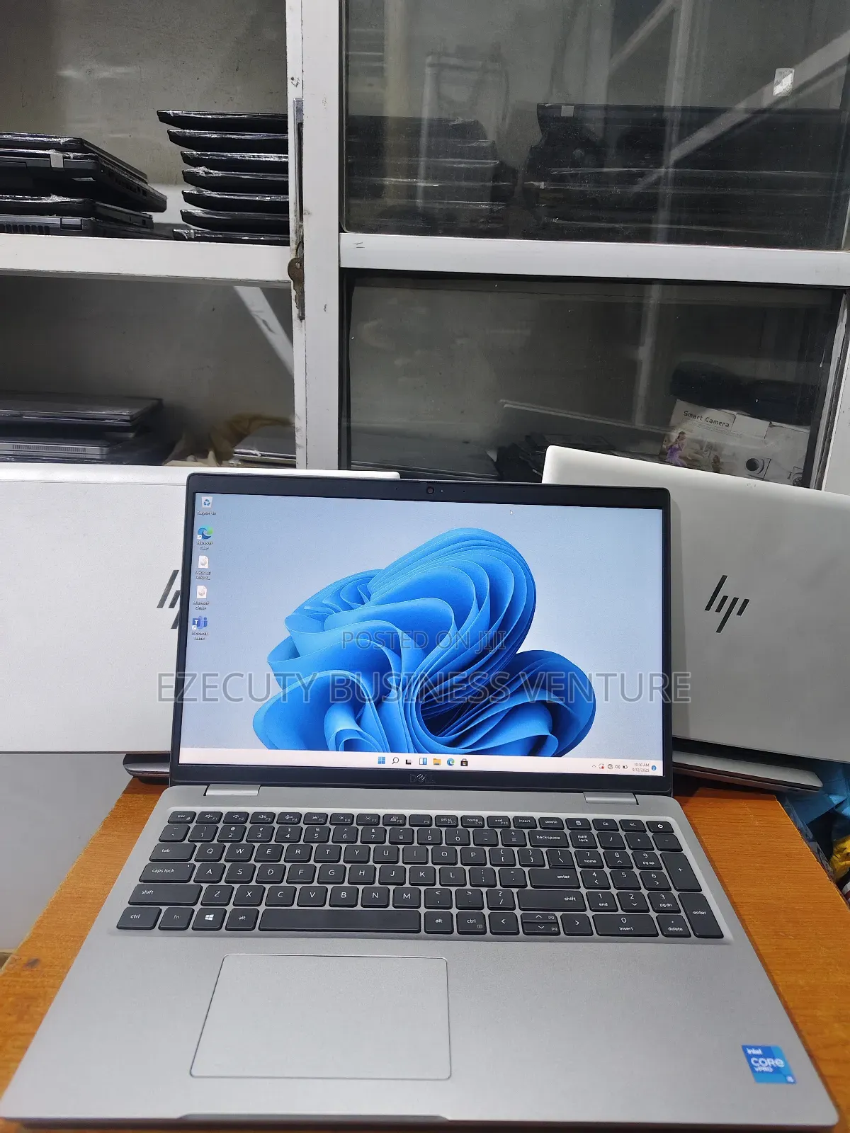 Laptop Dell Latitude 5520 16GB Intel Core I5 SSD 256GB