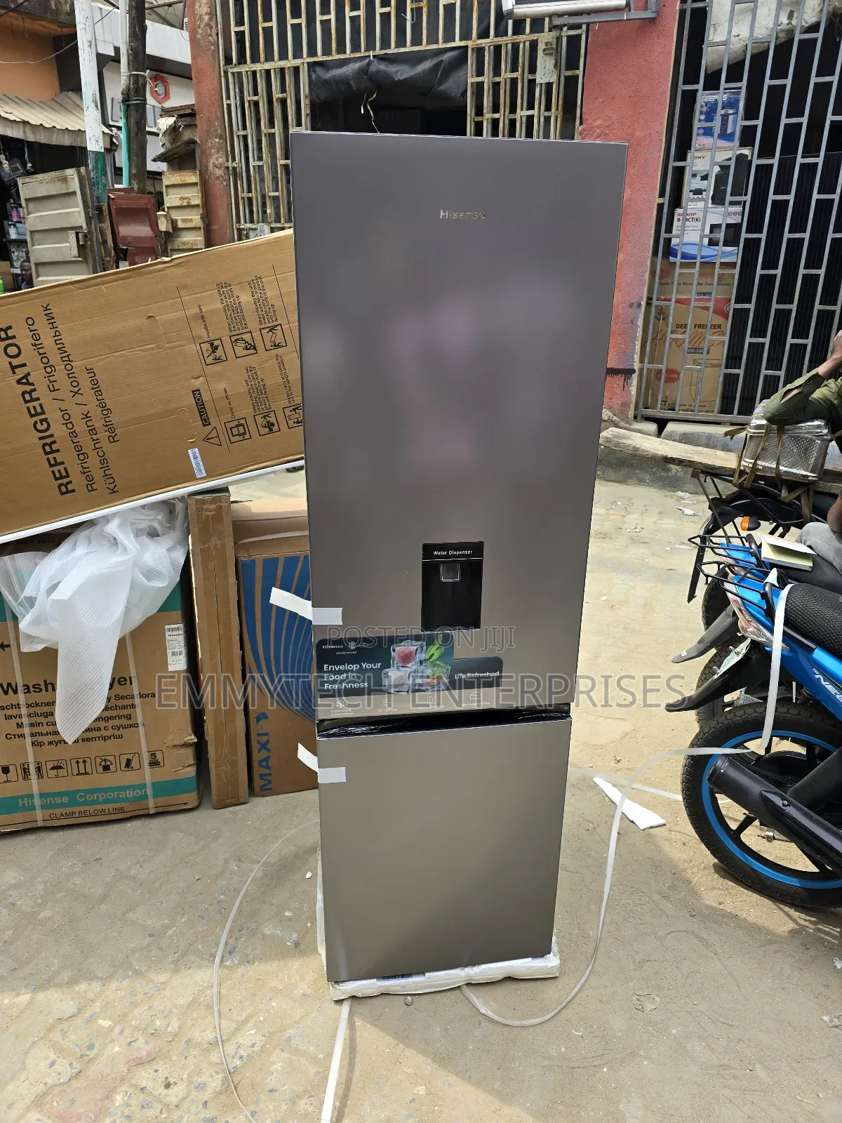< Hisense Rd-35dcb> Refrigerator With Dispenser (264l) Silver