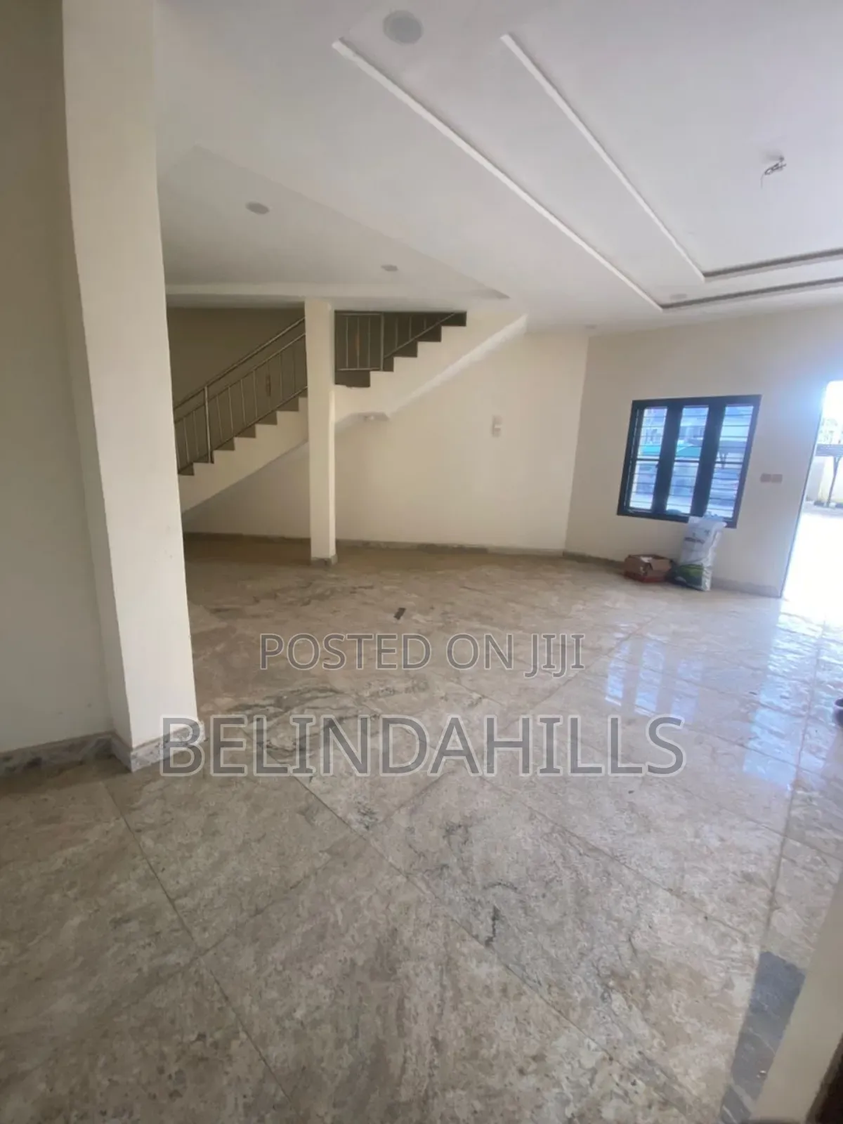 5bdrm Townhouse/Terrace in Jahi for sale