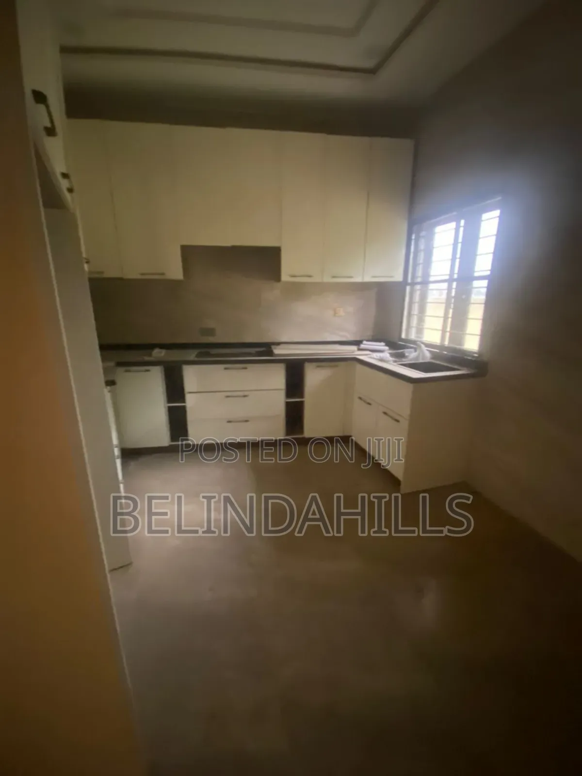 5bdrm Townhouse/Terrace in Jahi for sale
