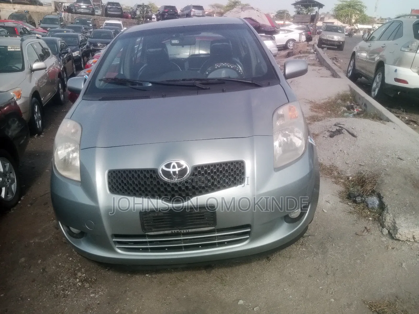 Toyota Yaris Base Hatchback 3dr 2010 Silver
