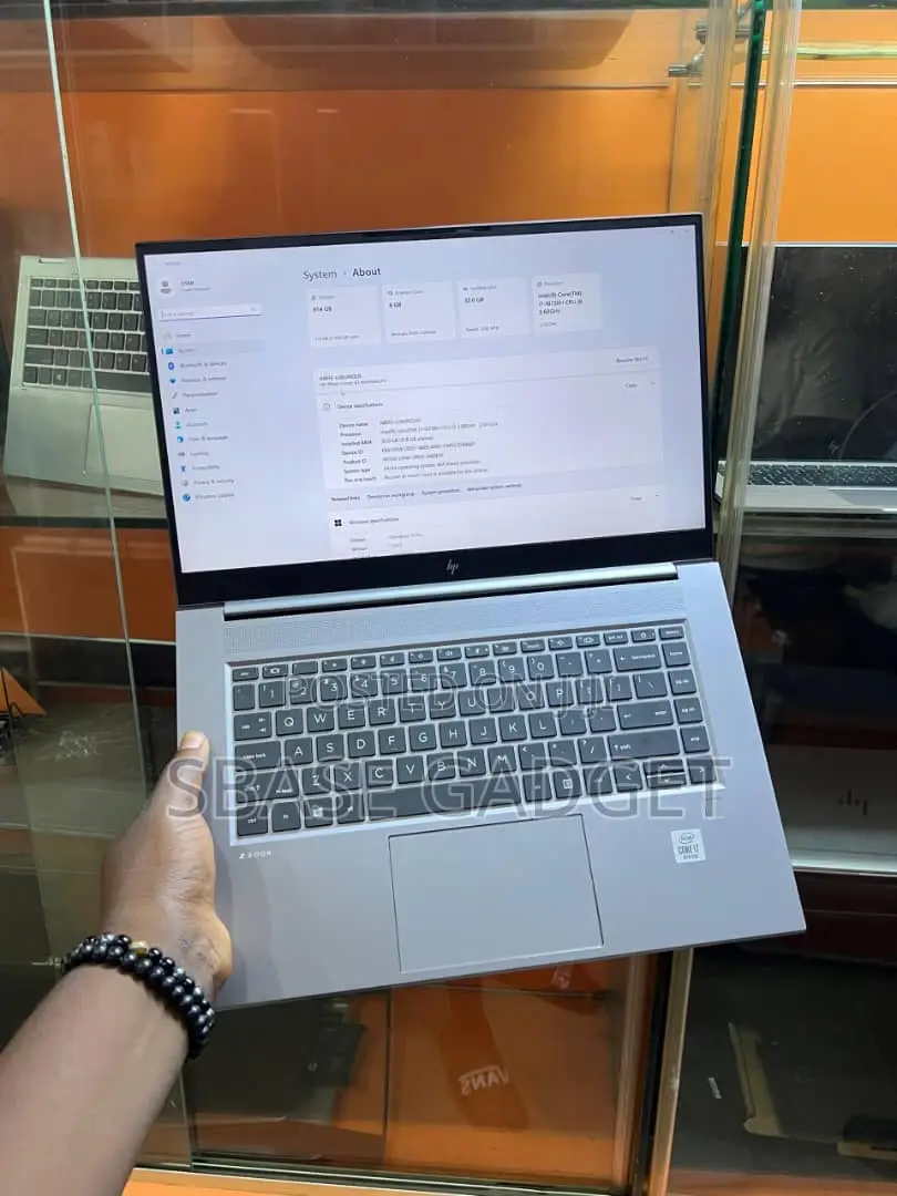 Laptop HP ZBook Firefly 15 G7 3GB Intel Core I7 SSD 1T
