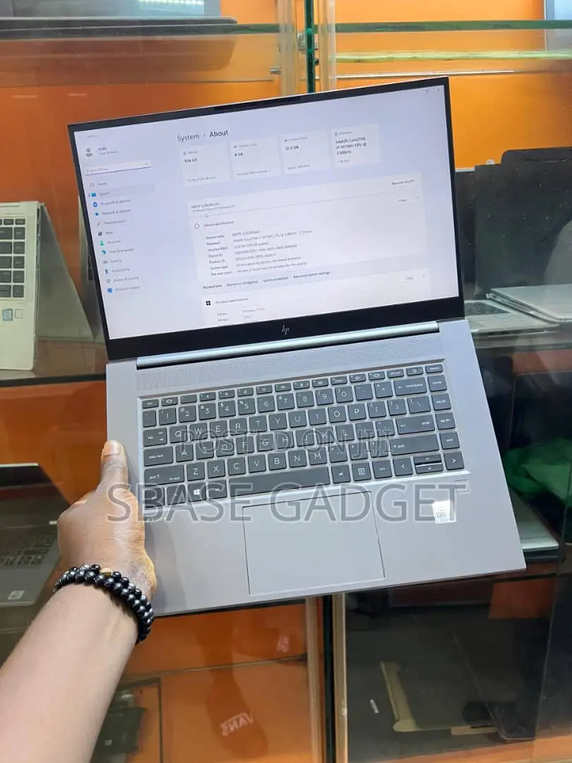 Laptop HP ZBook Firefly 15 G7 3GB Intel Core I7 SSD 1T