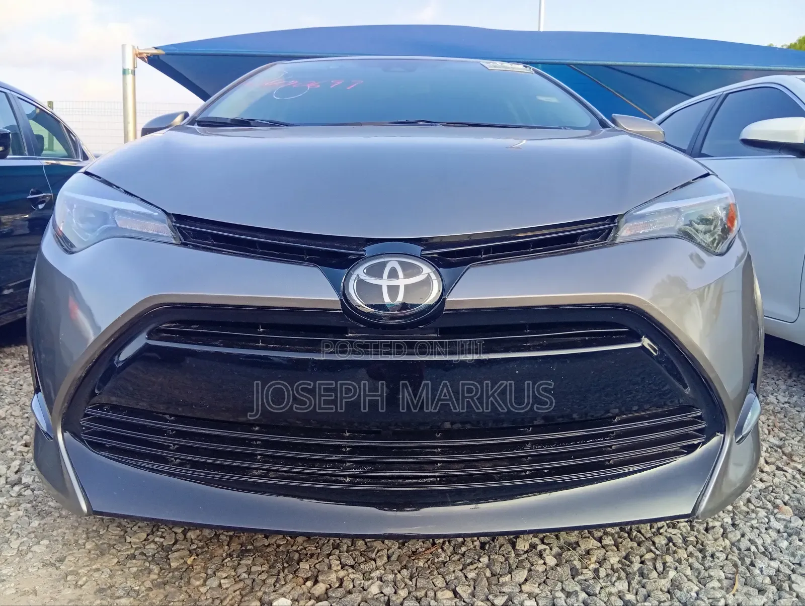Toyota Corolla LE (1.8L 4cyl 2A) 2018 Gray