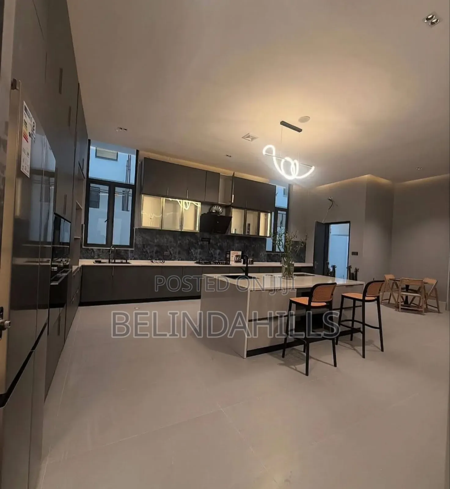 8bdrm Duplex in Asokoro for sale