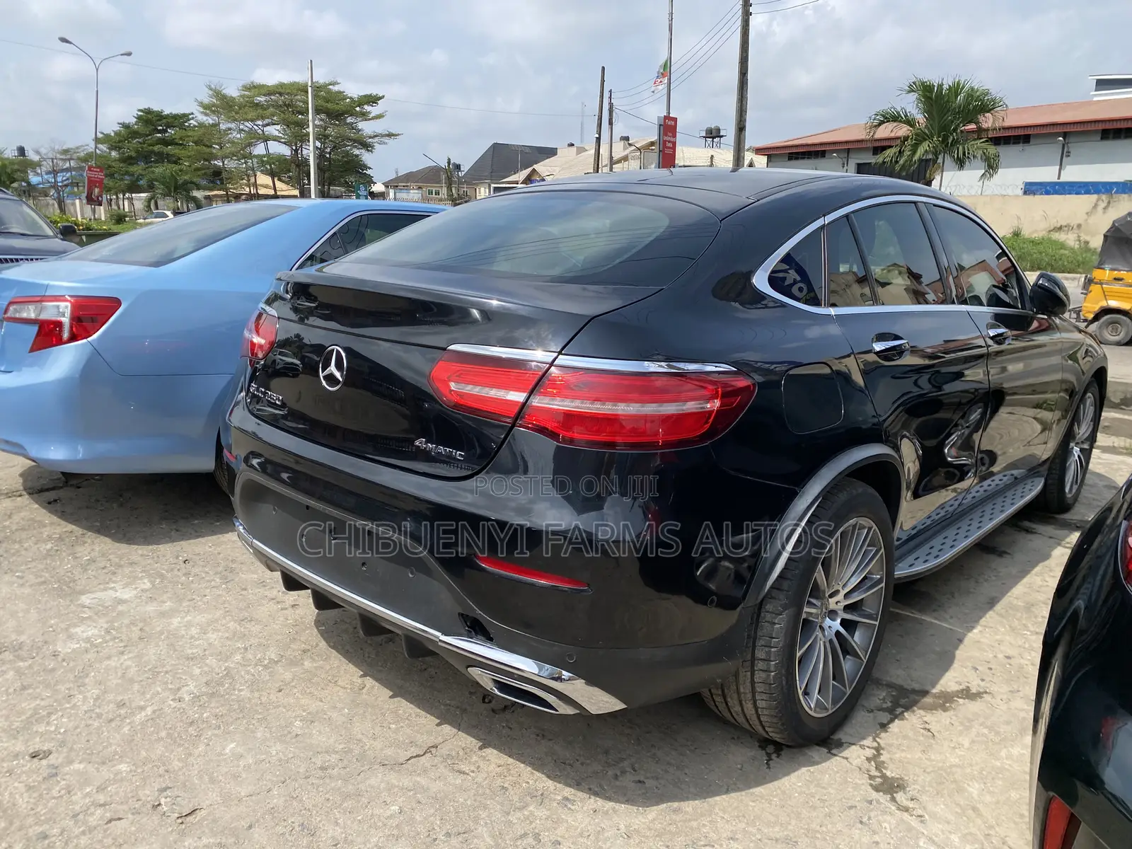 Mercedes-Benz GLC-Class GLC250 Sport Utility 4-Door (2.0L, 4cyl Turbo)
