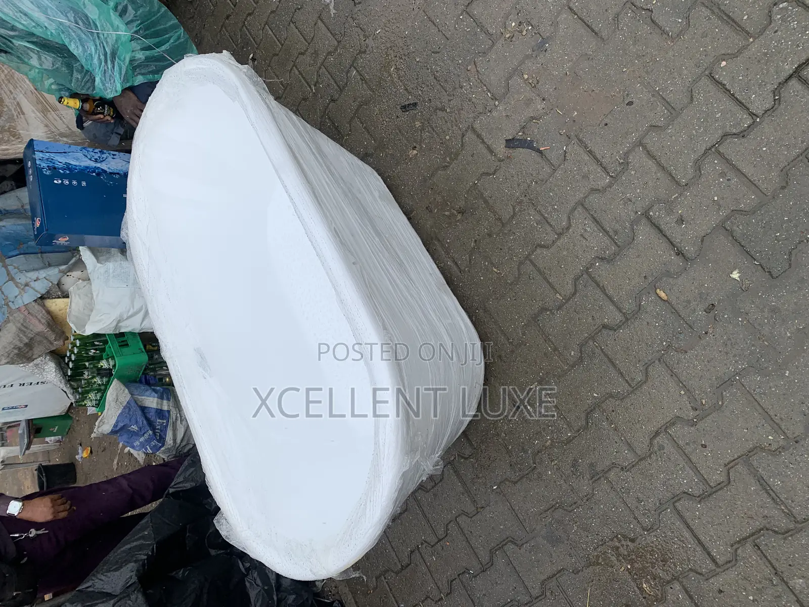 150cm Free Standing Acrylic Bathtub English Standard